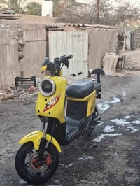 شحن R9 • بدون بطاريات • نظيفه