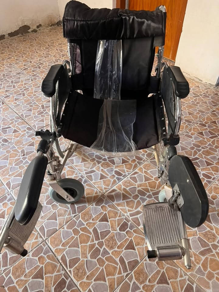 عربانة • جديدة • مستخدمه قليل