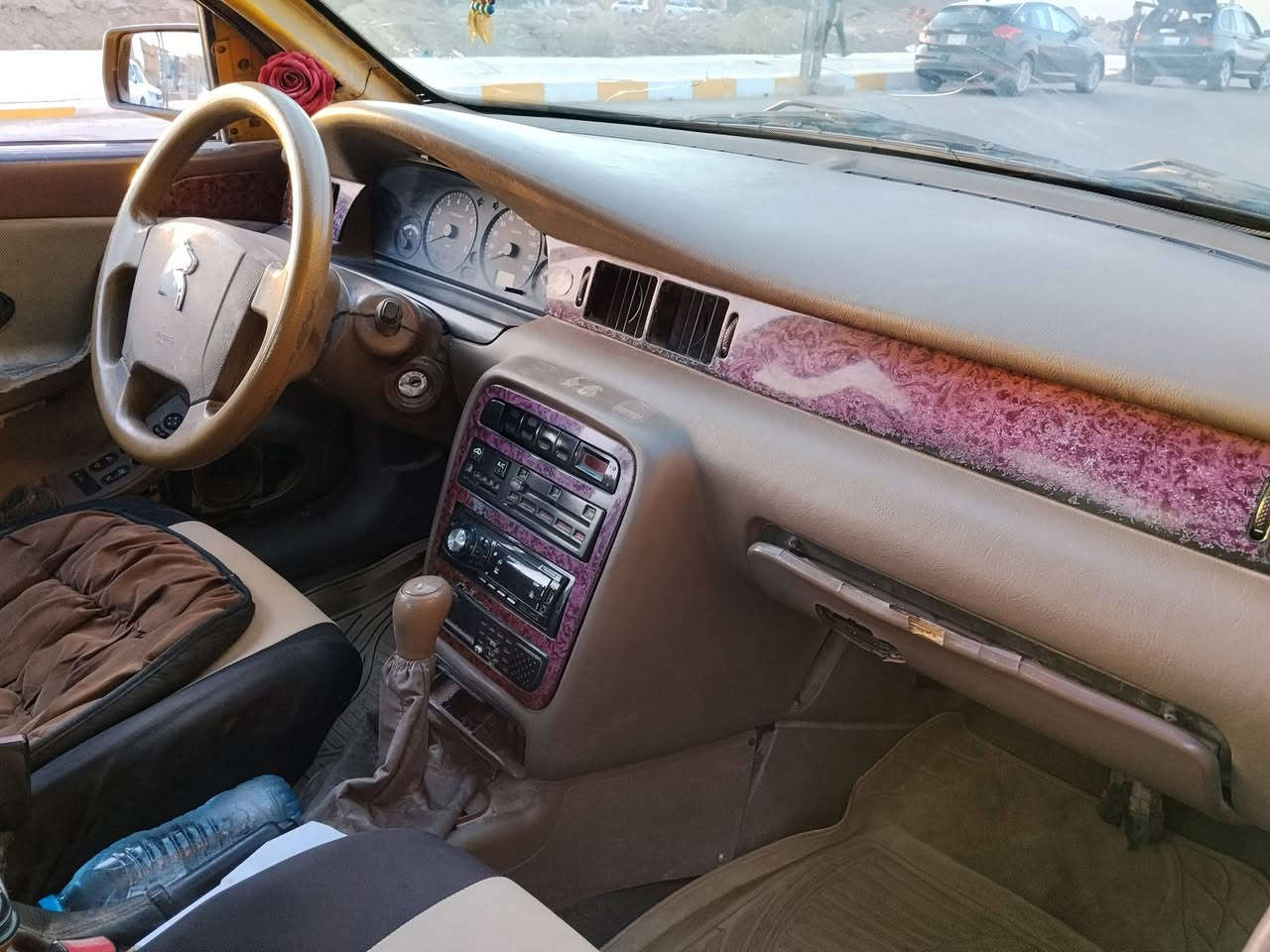 سمند موديل 11 رقم بصره انكليزي مصفره هيئه وغرامات وتحويل ثاني يوم السنويه لسنة 28 كير وكلج جديد سعرها 20وبيه مجال للبيع او المراوس بسياره اوتوماتيك بنفس السعر او فرق قليل للاستفسار الاتصال على الرقم ***********
