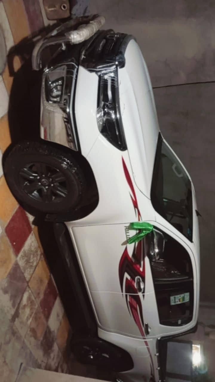 سلام عليكم للبيع بيكم موديل ٢٠٢٣ كويتي فول مواصفات مكفوله كفاله عامه رقم بابل ماشيه ٥٦ الف سعره ٣١٠ $ وبيه مجال للاستفسار ***********
