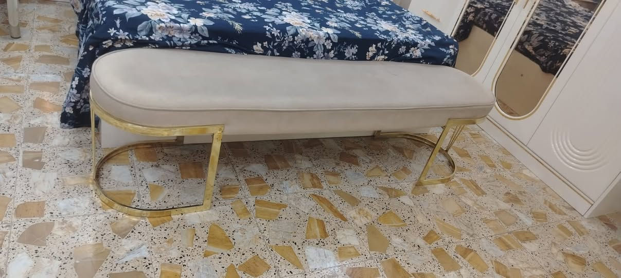 ***********
1,500,000 المكان غزاليه
