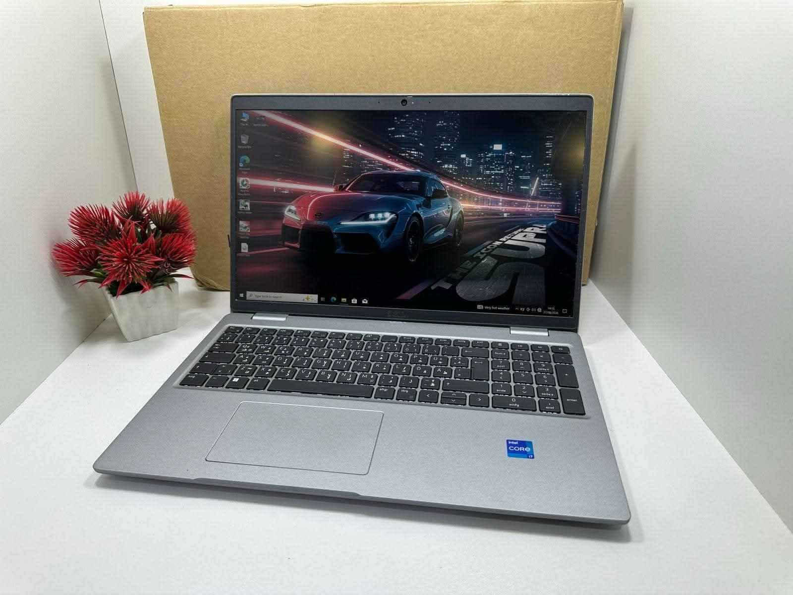 لابتوب أنيق وأداء ممتاز للاستخدام اليومي والعمل والدراسة   بمواصفات عالية سلم خفيف حديث معالج قوي وجيل عالي DELL 5530 ci5 جيل الثاني عشر   
. 
 السعر ثابت 460 الف مع التوصيل والحقيبة والشاحن الأصلي  
……………………
 المعالج Core i5-Gen 12 جيل الثاني عشر 
 ذاكرة الوصول العشوائي (الرام) 8GB 
 التخزين( الهارد) SSD 256GB 
 مقاس شاشة 15.6 انج دقة عالية 
 منفذ HDMI & TYPE C 
 كيبورد  عربي انكليزي ليزر 
الرام والهارد قابل للتطوير 
…………………………………
النظافة شرط اخو الجديد وعل الفحص وين متريد 
*********** الريادة للحاسبات بغداد, العراق

نص مكتوب في الصور:
- Dell 5530
- كور i5 الجيل 12 حجم 15.6
- رام 8 هارد 256ssd
- السعر 450 الف
- *********** واتساب