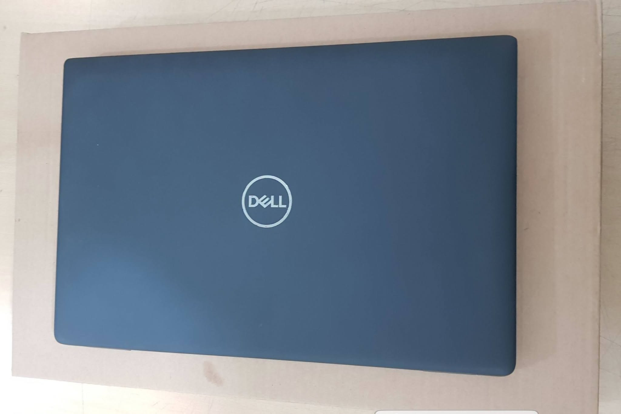 DELL ٣٥٢٠ • كور i7 ج١١ • SSD ٢٥٦