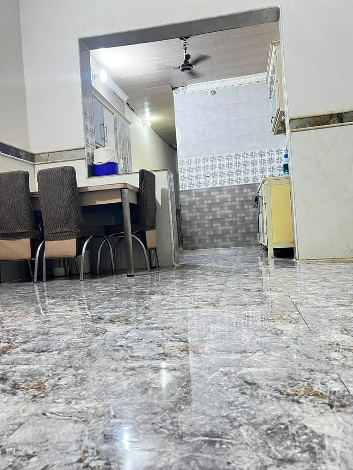دار 🏡للبـــيع
البيت رقم مكانه بنهاوند الرابعه بي معامله واصله للتقيم قرار ٢٥ ماعليه مزايده ملكك كامل البيت ١٠٠متر  طابق ونص 

للاستفسار الاتصال على الرقم ***********
