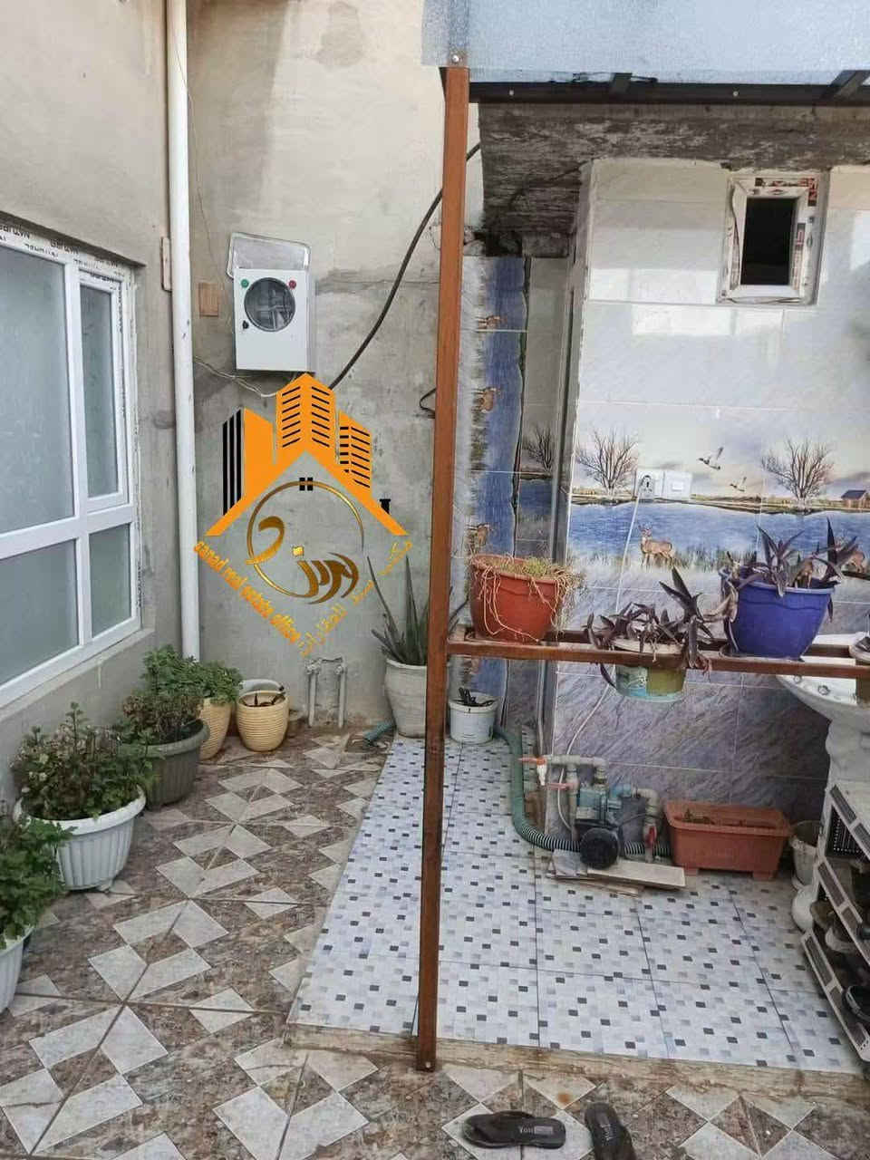 اعلان طابو سعر مناسب 

بعد التحية والسلام      #متوفر_حالياً 

دار للبيع ١٠٠ متر ٥ ٪٢٠ مستطيل طابو صرف طابق ونص 
غرفة نوم استقبال مطبخ هول ارضي + غرفة نوم جاهزه مع هول البيتونه الطابق الثاني 

سيراميك سقف ثانوي

موضح أمامكم في الصور

العنوان #كركوك_كركوك  واحد حزيران ص ٣ خلف مخزن ليث
السعر اكتب تم ويصلك السعر 

للاستفسار اكثر
هواتف ***********
المكتب *********** #اومراجعة_مكتب_سند_للعقار

نستقبل جميع عروضاتكم بيع وشراء وايجارات الدور السكنيه والأراضي التجاريه وغيرها
                                        

 #إدارة_مكتب_سند_للعقار

نص مكتوب في الصور:
- sanad real estate office
- sanad real estate office سند للعقارات
- sanad real estate office مكتب سند للعقار
- مكتب سند للعقارات
- sanad real estate office :)