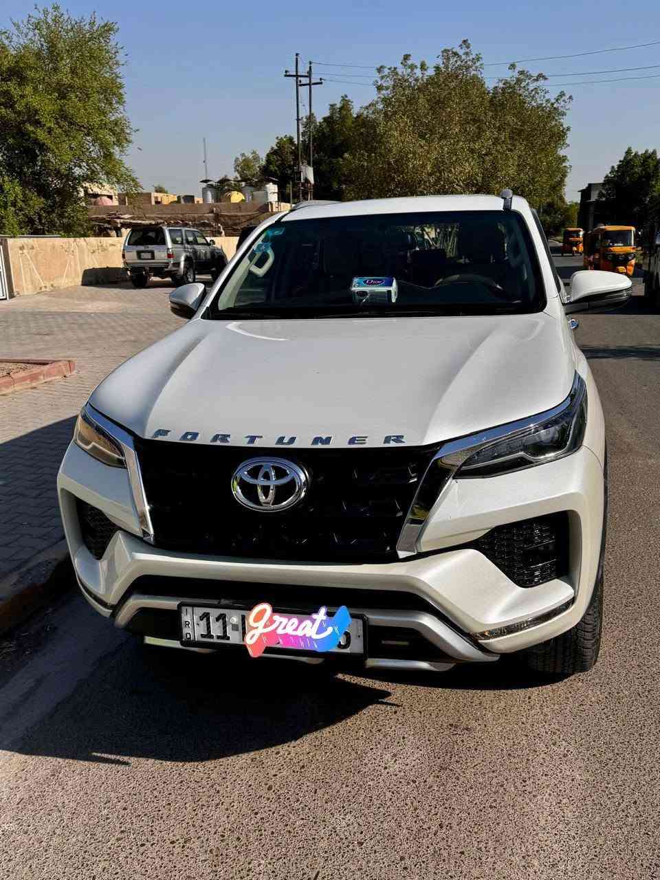 السلام عليكم
فورجنر موديل 2023  4سلندر ماشيه 40 فول مواصفات صاج وتبريد شاشه 4ويل فول تحكم ستيرن اناره بالارضيه كشافات وباقي المواصفات المعروفه مغلفه بالكامل جلد 

بيها جاملغ مبدل اصلي موجود القديم وصورة الحادث بالعراق بدون دواخل مبدل اصلي مال تفصيخ مكانها بغداد السعر 26500

للاستفسار الاتصال على *********** و ***********
غير متواجد على الفيس
