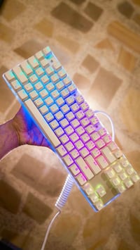 كيبورد ميكانيكي • RGB • نظيف ١٠٠٪