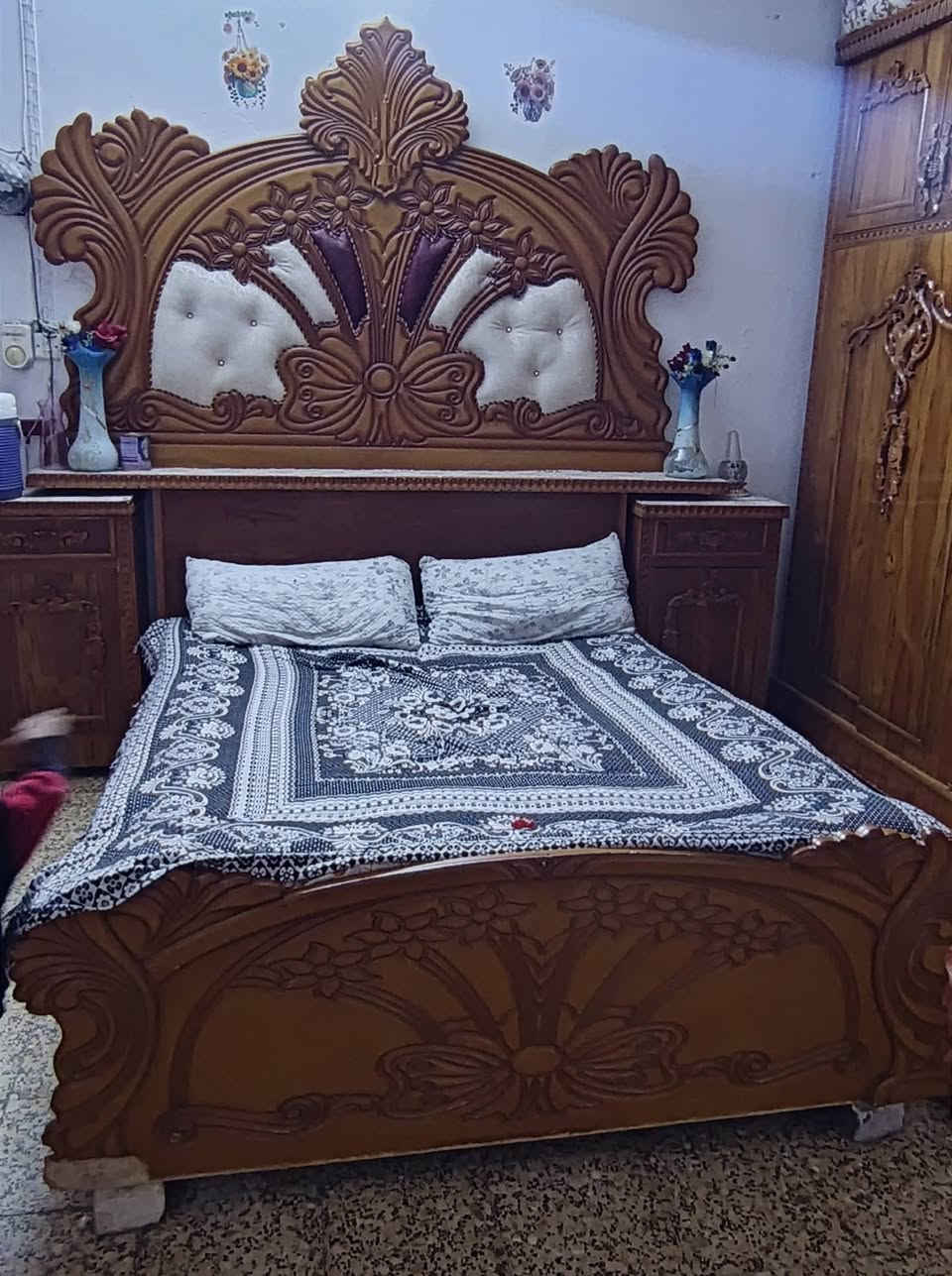 غرفه نوم • نضيفه • زاويه