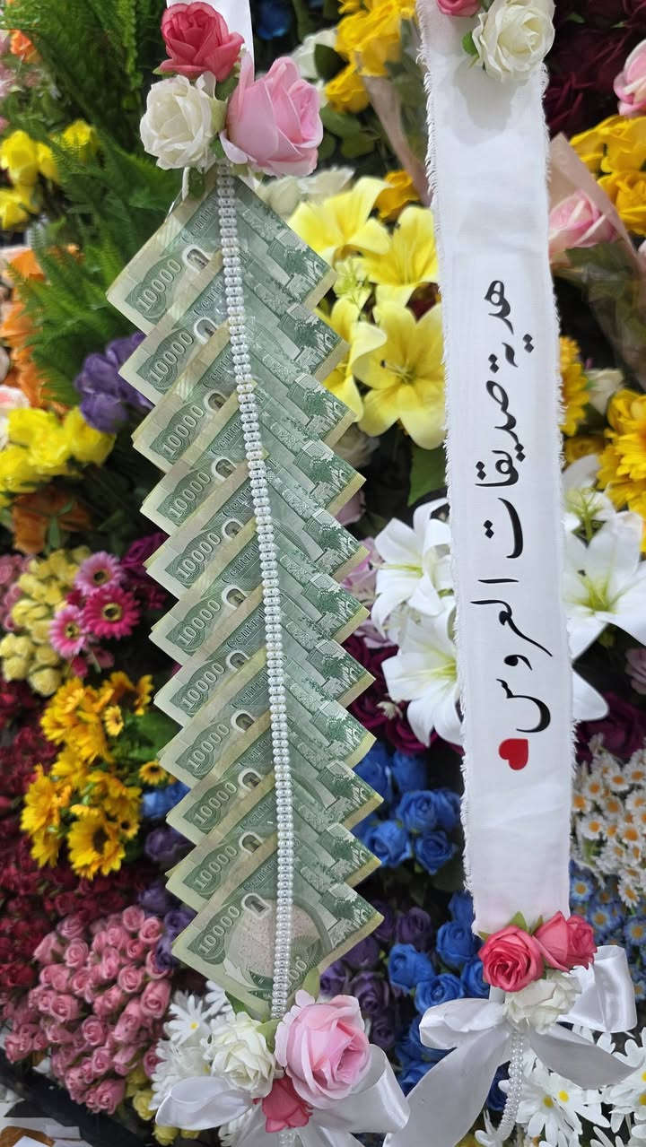 متوفر #توزيعات خطوبة #مسكات ورد #اطارات صور #طباعة #صوانية خطوبة
أطار وغصن يوفر لمسات من الجمال لكل مناسباتكم 😍🫶🏻
يوجد خدمة توصيل لجميع المحافظات 🇮🇶
للطلب والاستفسار يرجى مراسلة الخاص ✨📩
انسغرام @frame_and_branch
واتساب ***********
#اكسبلور 
#العراق_ألانبار_هيت

نص مكتوب في الصور:
- FRAME & BRANCH أطار وغصن جمال الالوان وحدها تحجي
- FRAME & BRANCH
- أطار وغصن
