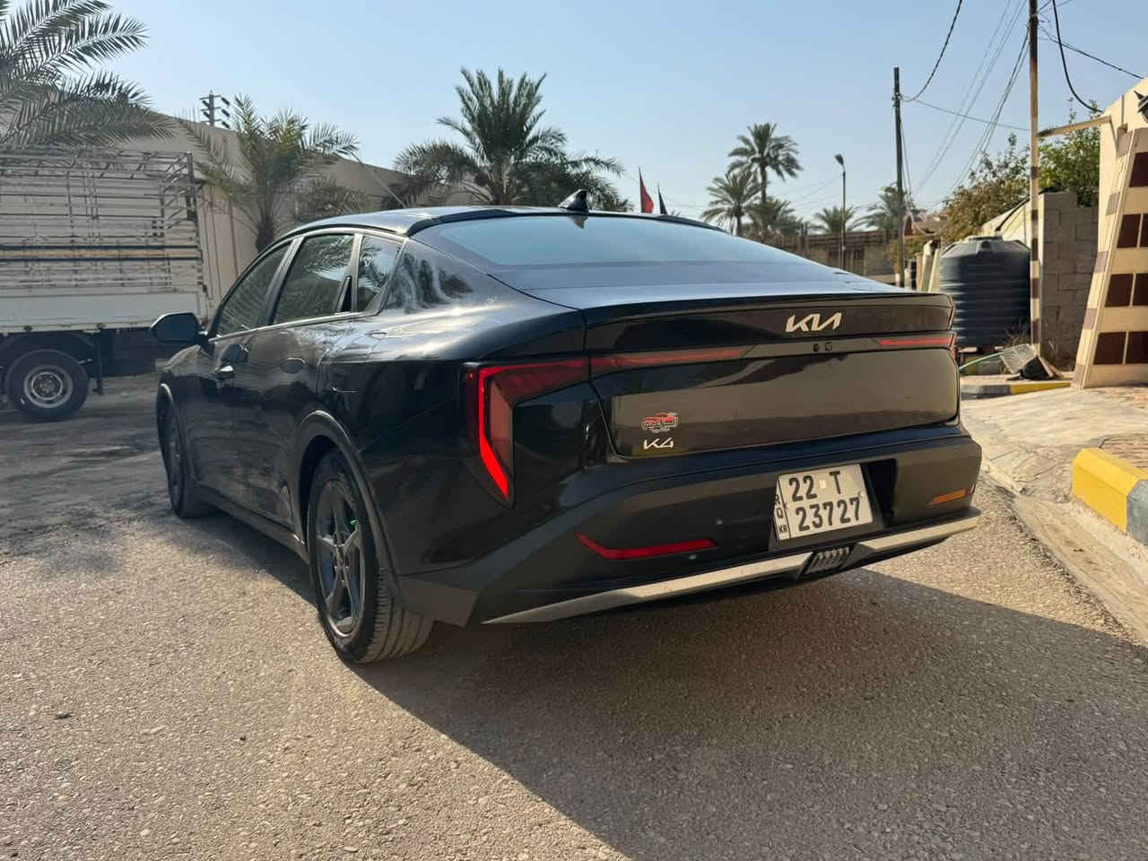 للبيع فقط
 تفاصيل والي تفيده بلعافيه مقدما اتصل بلرقم 
كي فور EX  2025 k4 
محرك : 2000 دوش مرغوب
وارد : اميركا  
مواصفاته
1_بصمة 
2_تشغيل عن بعد 
3_ بصمة ابواب 
4_ بصمة جنطه 
5_شاشه متصل حجم كبير 
6_فول قيادة ذاتيه مع تحديد مسار 
7_فول تحكم ستيرن 
8_تبريد قطعتين خلفي وامامي 
9_منافذ شحن خلفية 
10_سايد بريك كهربائي 
11_مانع انزلاق 
12_نقط عمياء 
13 _ تحكم وضعيات قياده
14_رادار امامي وخلفي وجانبي 
15_فول حساسات توقف ذاتي 
16_لد امامي مع عدسات زنون
17_لد خلفي 
18_شحن وايرلس 
19_كامره خلفية دقه hd 

مرقم اربيل كامل ( تحويل مباشر )
حادث سياره .....
بنيد وجاملغ وصور حادث مرفقه 
باقي سياره كفاله عامه ع اخير
السعر اتصل بلرقم وتدلل 
مكاني/واسط الصويره  
اي استفسار _ ***********
