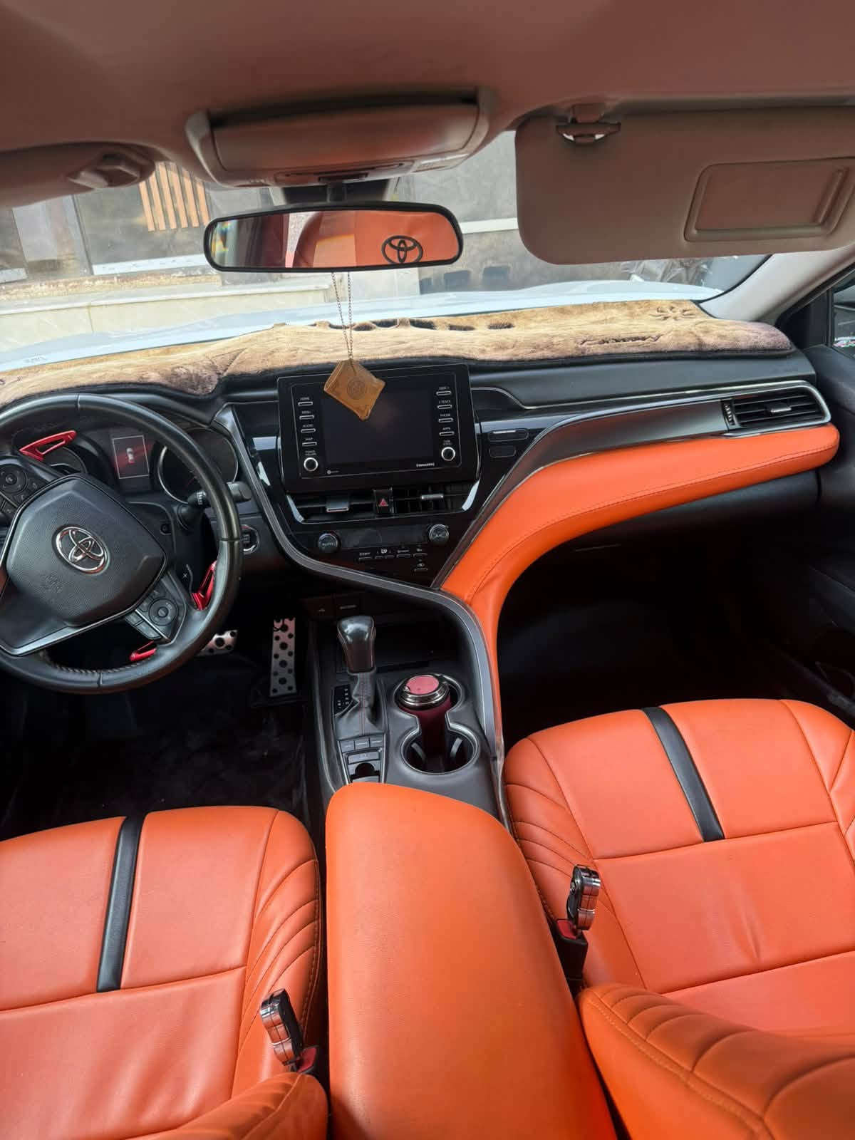 للبيع كامري 2023 | 6 سلندر 🔥🚘

السيارة مرتبة وملفتة، لون أبيض مع سقف أسود وستايل رياضي TRD.

✅ محرك 6 سلندر
✅ موديل 2023
✅ داخلية جلد برتقالي مع تطريز TRD
✅ كراسي كهرباء
✅ شاشة وسطية
✅ تشغيل بصمة
✅ تحكم ستيرن
✅ جناح خلفي ودفيوزر رياضي
✅ جنوط سوداء
✅ إضافات رياضية داخلية وخارجية
✅ نظافة واضحة بالصور
✅سونار مرفق مع الصور

📍 الموقع: الفلوجة
🛣️ الممشى: 60,000 mile

🌍 الوارد:امريكا

📞 للتواصل: ‬***********
‭***********‬

