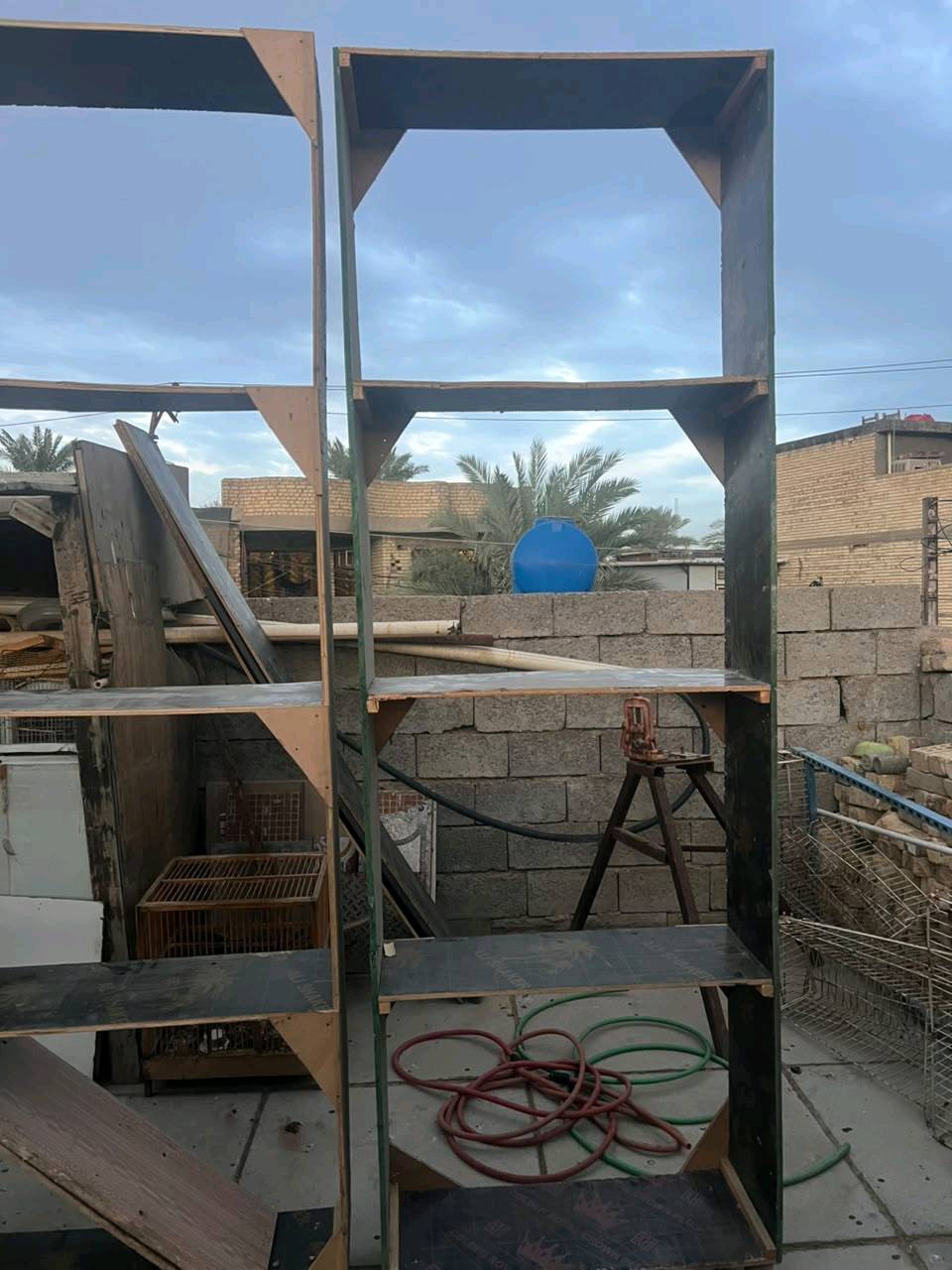 رفوف • ٨ قطع • ٢٫٥م ارتفاع