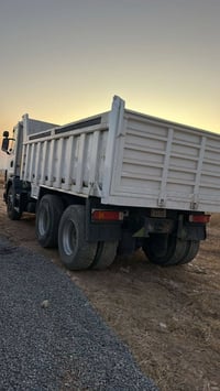 ٢٠٠٢ • فول مواصفات • تايرات جديدة