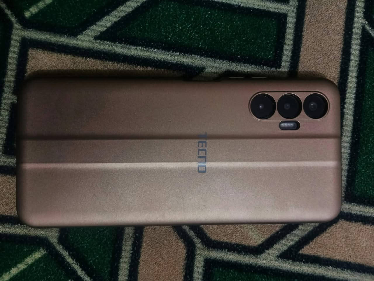 📱 للبيع تكنو POVA 3
الجهاز 6 رام + 5 رام توسعة، ذاكرة 128 گيگا، ومعالج Helio G88.
مبدل شاشة اصليه
 كاميرا خلفية 50 ميگا ثلاثية
كاميرا أمامية 8 ميگا
أندرويد 12 صوت دبل سماعه 
بطاري للبيع تكنو POVA 3
الجهاز 6 رام + 5 رام توسعة، ذاكرة 128 گيگا، ومعالج Helio G88.
مبدل شاشة اصليه
 كاميرا خلفية 50 ميگا ثلاثية
كاميرا أمامية 8 ميگا
أندرويد 12 صوت دبل سماعه 
بطاريه 7000يعني يومين تكفي شحن مو يوم 
للبيع فقط لسعر100 وبي مجال
مكاني النجف
7000يعني يومين تكفي شحن مو يوم 
للبيع فقط لسعر100 وبي مجال
مكاني النجف
