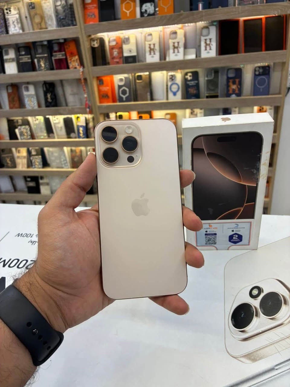 iPhone 16 pro max 256
بطارية ١٠٠٪؜ كما موضح والنظافة بفضل الله ١٠٠٪؜ اخو الجديد 
سعرة ١٤٠٠ قفل المكان بغداد
***********
