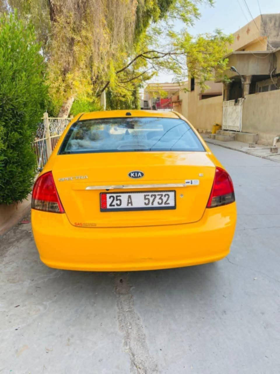 سلام عليكم  سياره سبكتره موديل 9مكينه وكير مكفولات سياره جهازه حداديه سدر مامي خلفي جديد تبريد ثالج تجي وشوف بعينك البل واحد عده جمالغ سيايق وتكمه فقط بدون دوخل بسمي ثاني يوم حولك  سعر على هذا رقم ***********
