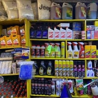 تبديل زيوت وفلاتر • غسيل وحمام سيارات • توصيل داخل حي العدل