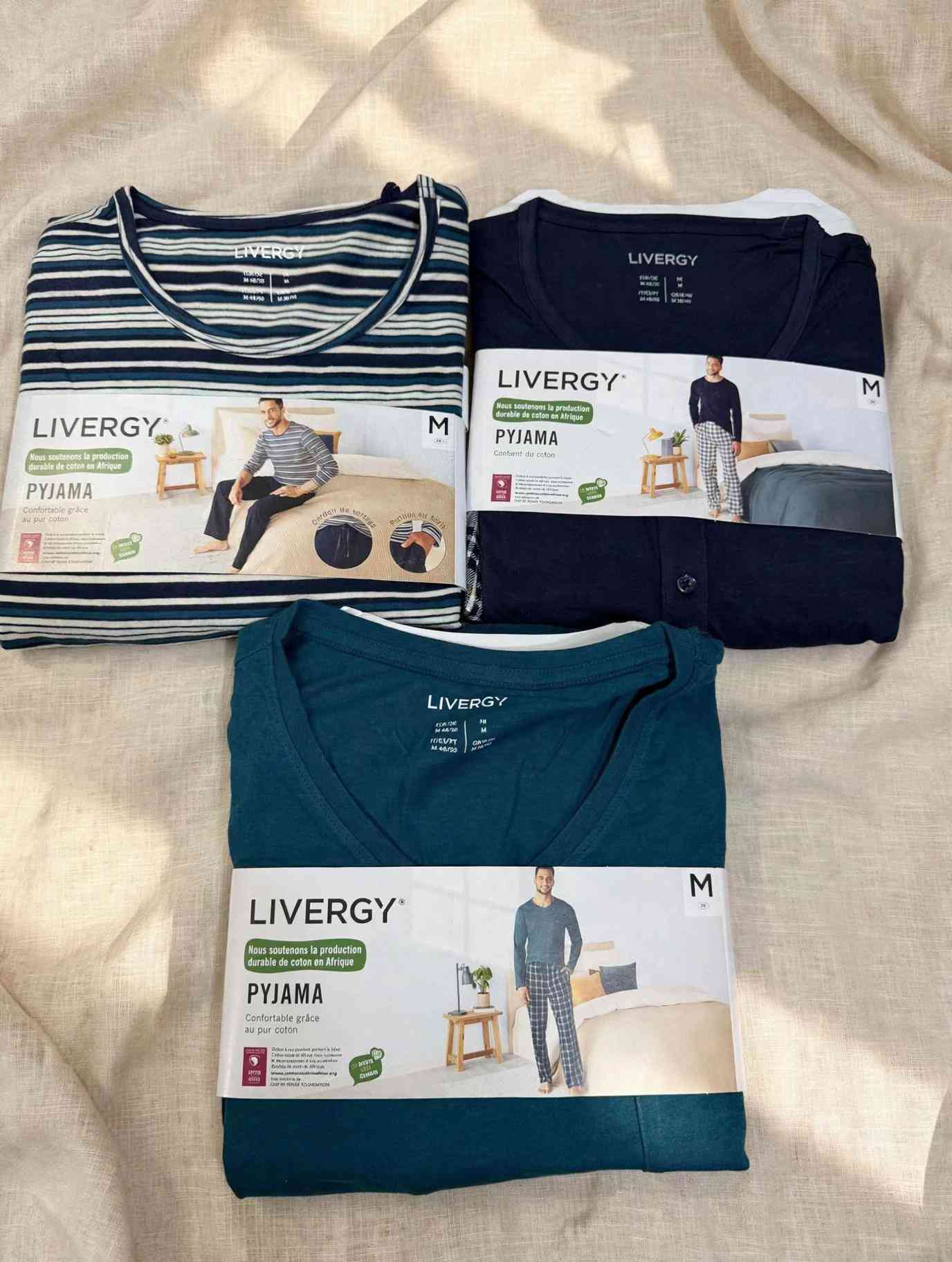 

نص مكتوب في الصور:
- LIVERGY · PYJAMA COLLECTION
- Striped Navy/White • Size M • 100% Cotton
- Classic Navy • Size M • 100% Cotton
- Teal Green • Size M • 100% Cotton
- ALL SIZES AVAILABLE
- LIVERGY - PYJAMA وصل جديد متابعه مع لايك للحجز *********** وتسساب COMFORTABLE - SUSTAINABLE COTTON - S to XXL - 3 FITS
