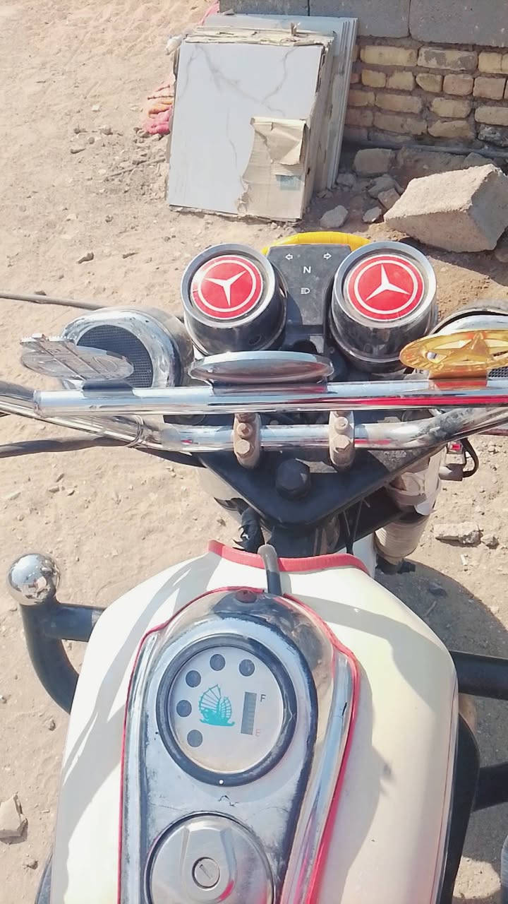 ستوته اوراق مكفوله شاصي مكفول.  محرك بلمشايه  شديته
 سعرهاا مليون و900

جديد كارتون.    ستوته موديل 2019 ستوته مناقصه اي 

شي  سلف هندر شقل وطلع لشارع.    ***********
ملاحظه : أقره المنشور اني شارحلك شكو ماكو لاتجي وتسألني شبيها مابيها
صور كدامك وباوع زين بيهن
