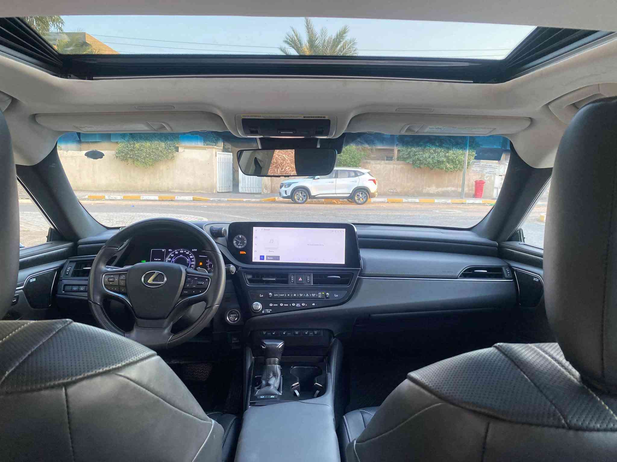السلام عليكم
للبيع لكزز  ES 300  هايبرد  2024  

وارد امريكي ضرر جاملغ وبنيد 

يعني بيه صبغ قطعتين 

رقم الشاصي مرفق مع الصور 

مواصفات لكجري يعني فووووول

سلايت 

بصمه + دخول ذكي 

5 كاميرات 

كشن جلد + 2 كهرباء + حار وبارد 

تبريد قطعتين   دادشو 

برده خلفيه كهرباء    جنطه كهرباء 

رادار امامي + رادار جانبي كله شغال 
شاشه كبيره + تحكم ستيرن + شفتات 

حساس امامي وخلفي 

السيارة فووول مواصفات لكجري 

السياره حلوووه وجديده لوك ماشيه 24 كم يعني بحالت الوكاله 

رقم بغداد دولي مشروع وطني سنويه جديدة يعني شرط التحويل 

السعر 258 وبيه مجال بسيط الشراي يخابر 

***********
