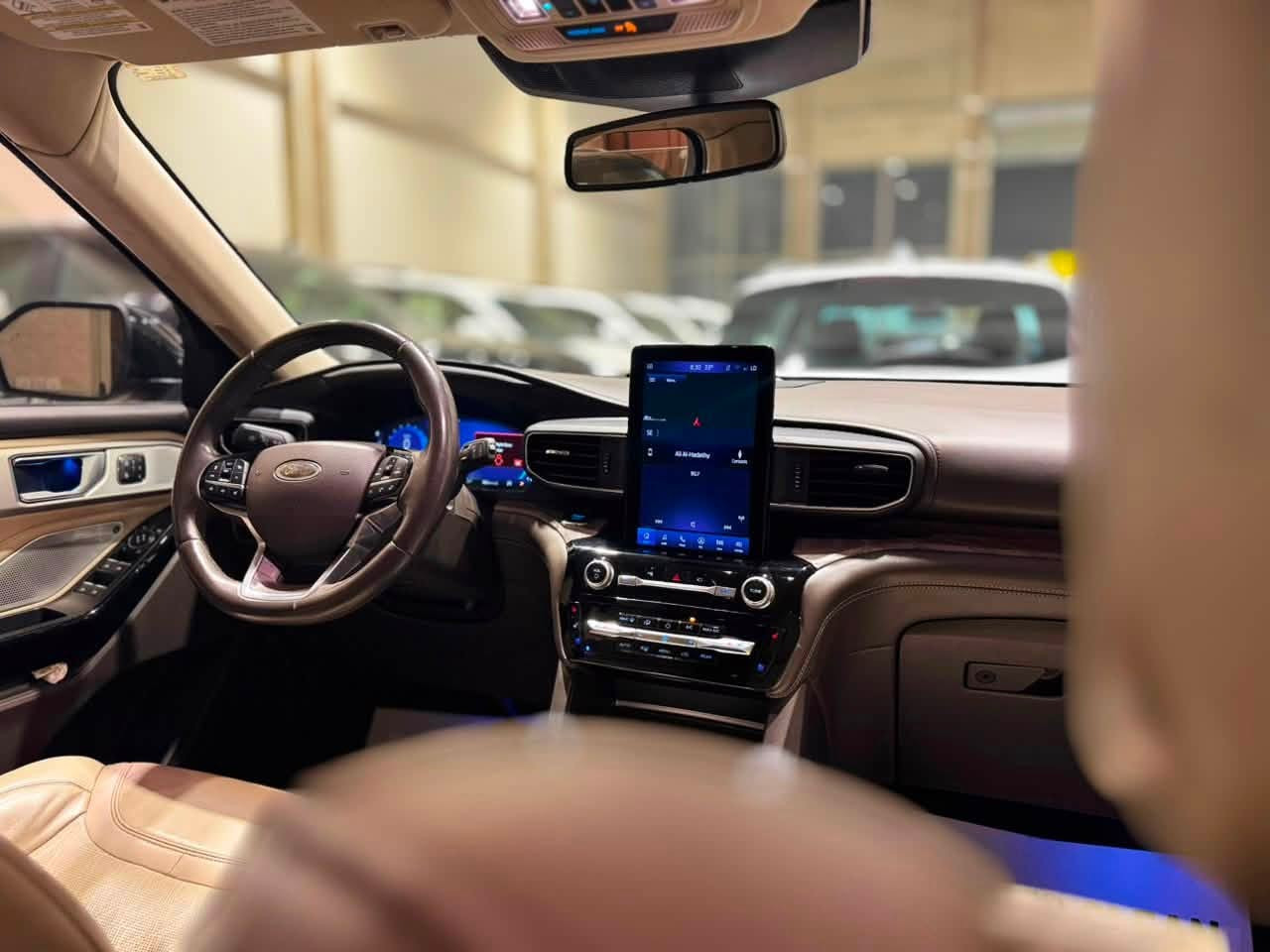 فورد إكسبلورر 2022

Ford Explorer 2022

🌍 المدينة –  بغداد – البياع

•   🛣️  المسافة المقطوعة    -60  الف كلم 
------------------------------------------------------------ 

💰 السعر:  علق   فورد  او   إكسبلورر  او 2022
ويصلك السعر خاص 📩

✅ المواصفات :

🚗 فورد إكسبلورر
📅 موديل 2022
🌍 وارد أمريكي
📍 الممشى: 60,000 كم
⛽ الوقود: بنزين

🔧 محرك 3.0 لتر تيربو
⚙️ ناقل حركة أوتوماتيك
 جنوط 20 إنش
📱 شاشة لمس
🎵 بلوتوث
🛡️ نظام ABS
🛑 وسائد هوائية
📷 كاميرا خلفية
📡 حساسات خلفية
🚘 مثبت سرعة
❄️ مكيف أوتوماتيك
✅ فل مواصفات
✅ أداء قوي وثبات عالي
✅ داخلية واسعة ومريحة للعائلة
✅ تحكم كامل بالمقود (ستيرن متعدد الوظائف)
✅ منافذ USB متعددة
✅ إضاءة LED أمامية وخلفية
📝 ملاحظات:
✔️ الحادث كان ببابين فقط.
✔️ السيارة جاهزة للاستعمال والفحص.
 
☎️للاستفسار: ***********

#للبيع #سيارات_للبيع #سيارات #بغداد
