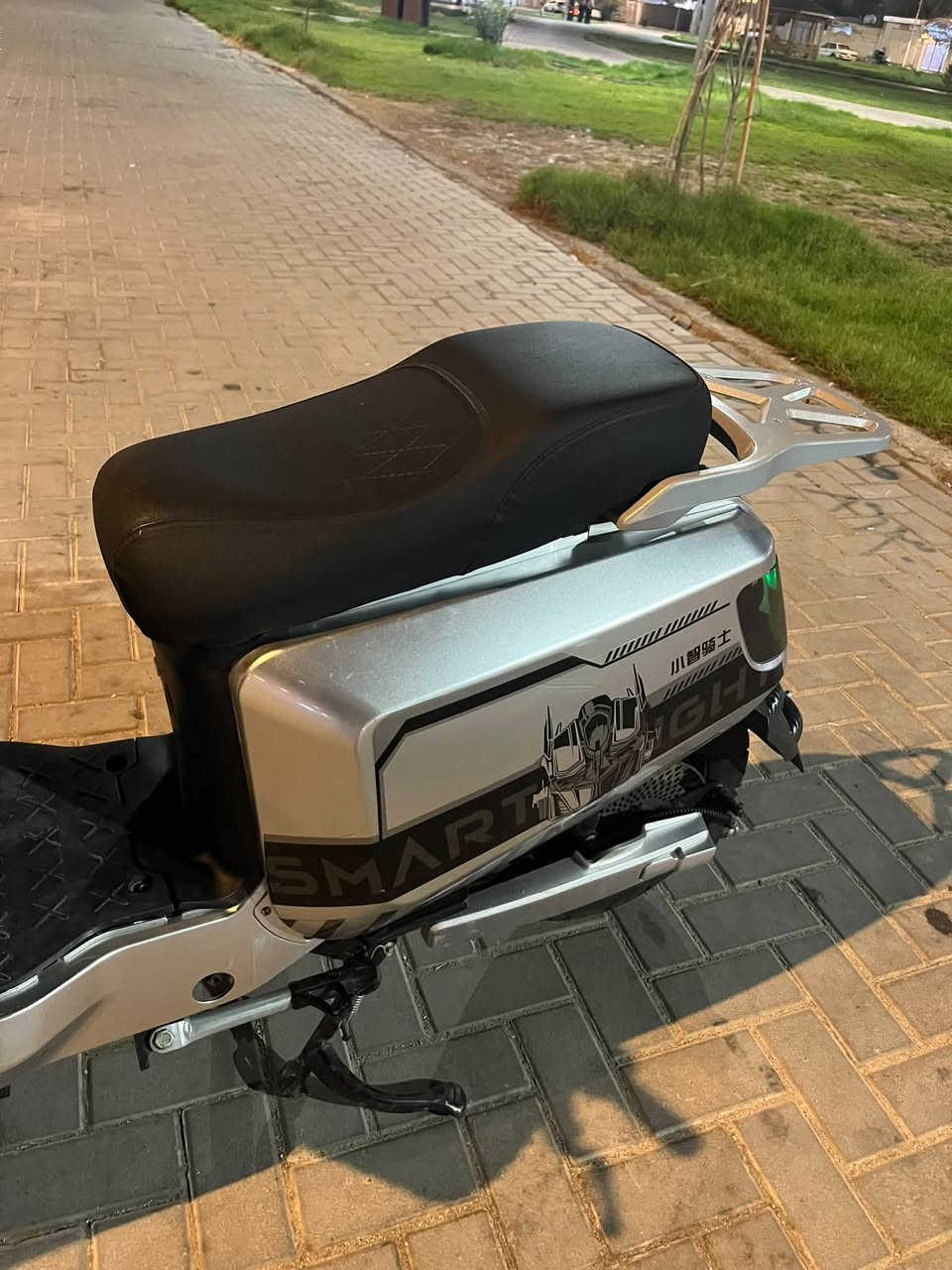سلام عليكم دراجة كاسحه مديل 2025
6 باتري حجم 32 دبل

سرعه 65حقيقي دراجه طياره✈️

الدراجه كلش حلوه و نضيفه المداكر كاربون فايبر 

نضامR رجوع بيه ام بي ثري

دبل اشاره اشاير يمنه ➡️و يسره ⬅️

الدراجه كامله مكمله لايت عالي ناصي🔦 نشره🚥 بطاريات نضاف كلش السعر575الرقم ***********العنوان البصره القبله حي القائم  الدراجه نازله حاويه من الصين ما صاله هواي

