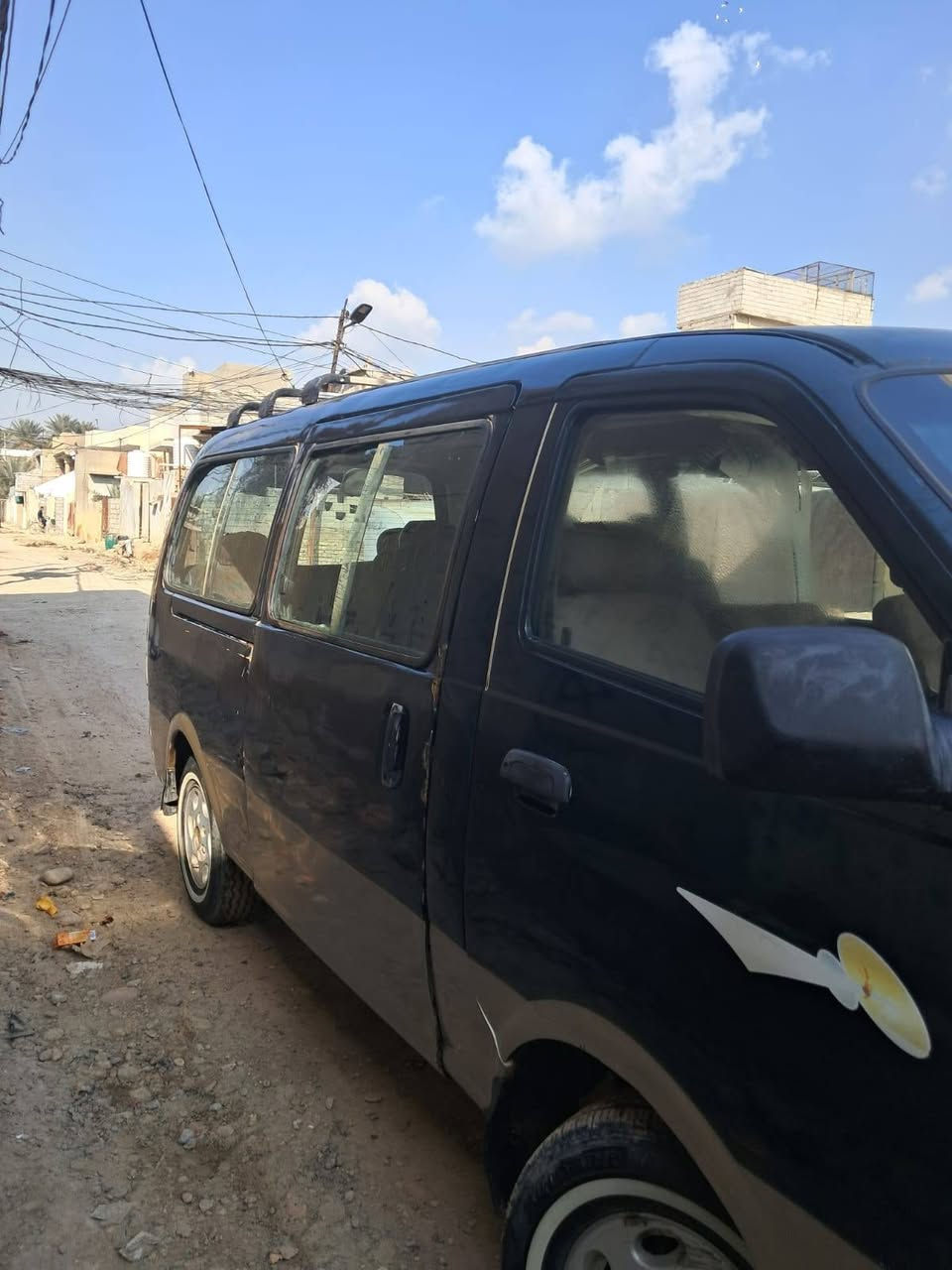 السلام عليكم  كيا بريجو موديل 97 مجدد السنويه قبل اسبوع يعني خمس سنوات بعد بيهه ٓغرفه جديده ،مكينه، وكير، وأكسن، وحداديه، كهربائيات، دايلمه، سلف، راديتر ،كلچ، مروحه، تخم تاير، منضومه بريك كله جديد، سياره رقمها بغداد مشروع وطني السعر ٦٠  مكاني  ,خاليه من الغرامات لا هيئه ولا مرور كله مصفر  ديالى بعقوبه المفرق ***********

