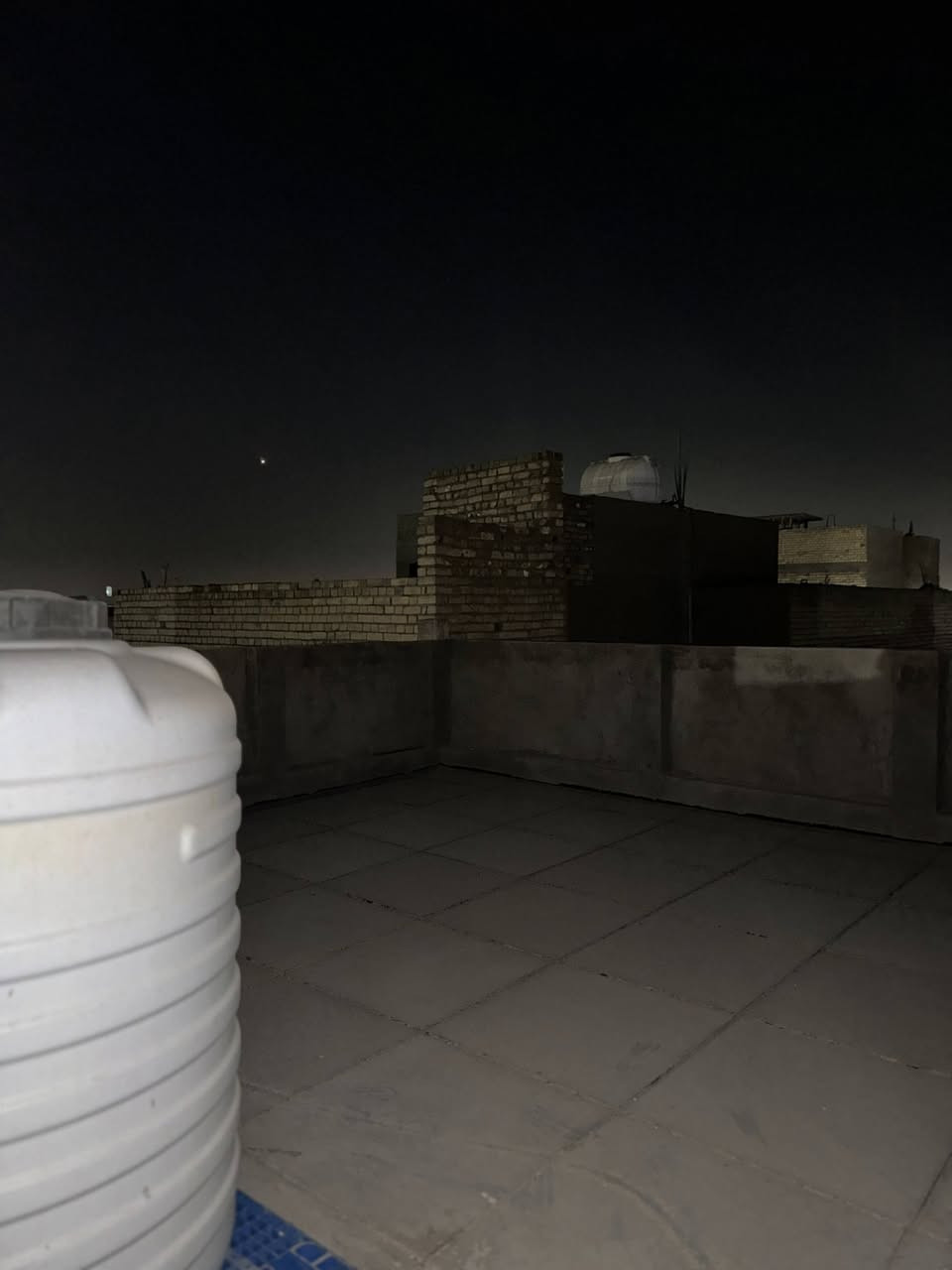 السلام عليكم  عقار للبيع في منطقه الزعفرانيه لامانه بيت كامل طابو صرف قريب علئ اول نزله سده الجنابات شارع ١٠ المساحه ١٢٥ رقم ***********
