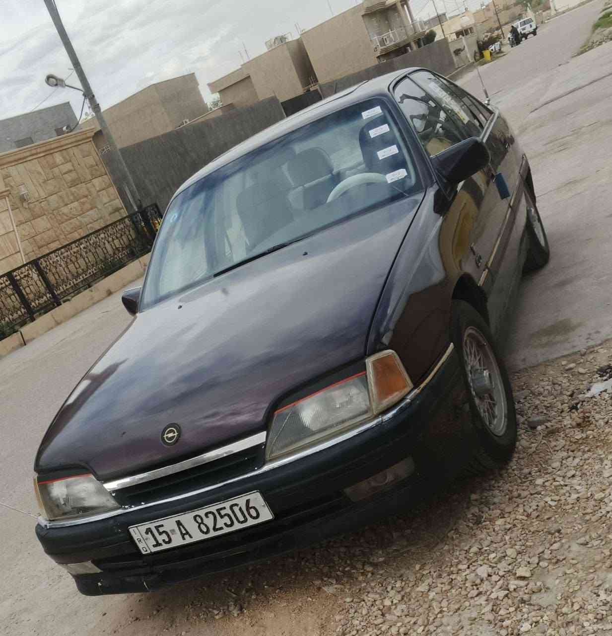 اوبل اوميكا 1992
رقم نكليزي شرط تحويل 
كير اوتو شرط 
محرك 20 بي لاستيك ولف 
كهربائيات شغاله 
شواصي سليمه سياره مصبوغه عام ومعمره درجه أولى
صدر كامل معده لأكسل سعره 120 تفصيخ 
سياره حلوه مابيه تلزيك وجطلات نضيفه مال جناي 
مكان سياره الانبار حديثه 
سعرها 32 وبيه مجال حك نقوصاتها 
رقمي ***********
اعتذر عن لوعده والأقساط
