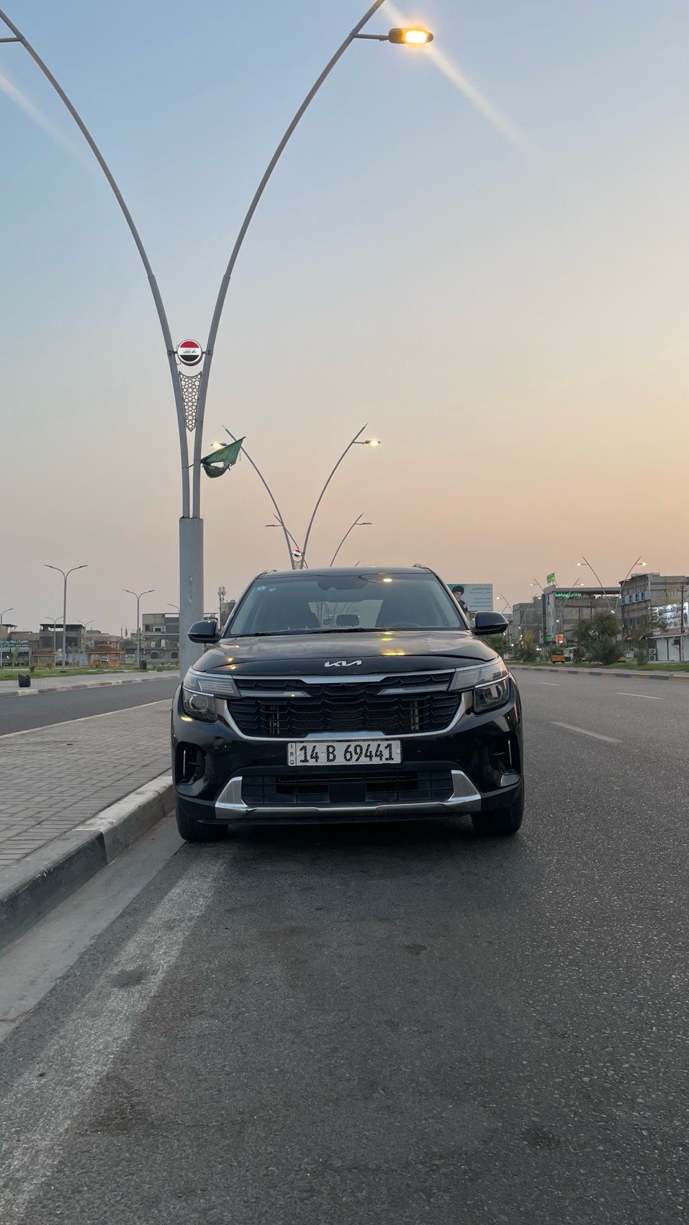 كيا سيلتوز 2024 لون مميز اسود وارد امريكي حره باسمي
محرك 2000 دوش
كير cvt 
رادارات وحساسات
تنبيه بالمرايا
شاشه دجتال 
شاشه كبيره كار بلي واندوريد اوتو 
قياده ذاتيه 
تحديد مسار 
اوتو هولد
بريك داون
سياره عاليه حلوه 
كامره خلفيه
عداد الكتروني
شاشه اعطال 
سياره نظيفه ماشيه فقط 40،000 كيلو متر 
حادثهه جاملغ وبنيد
سعرها 143 وبيهه مجال للشرايه
رقمي 
***********
