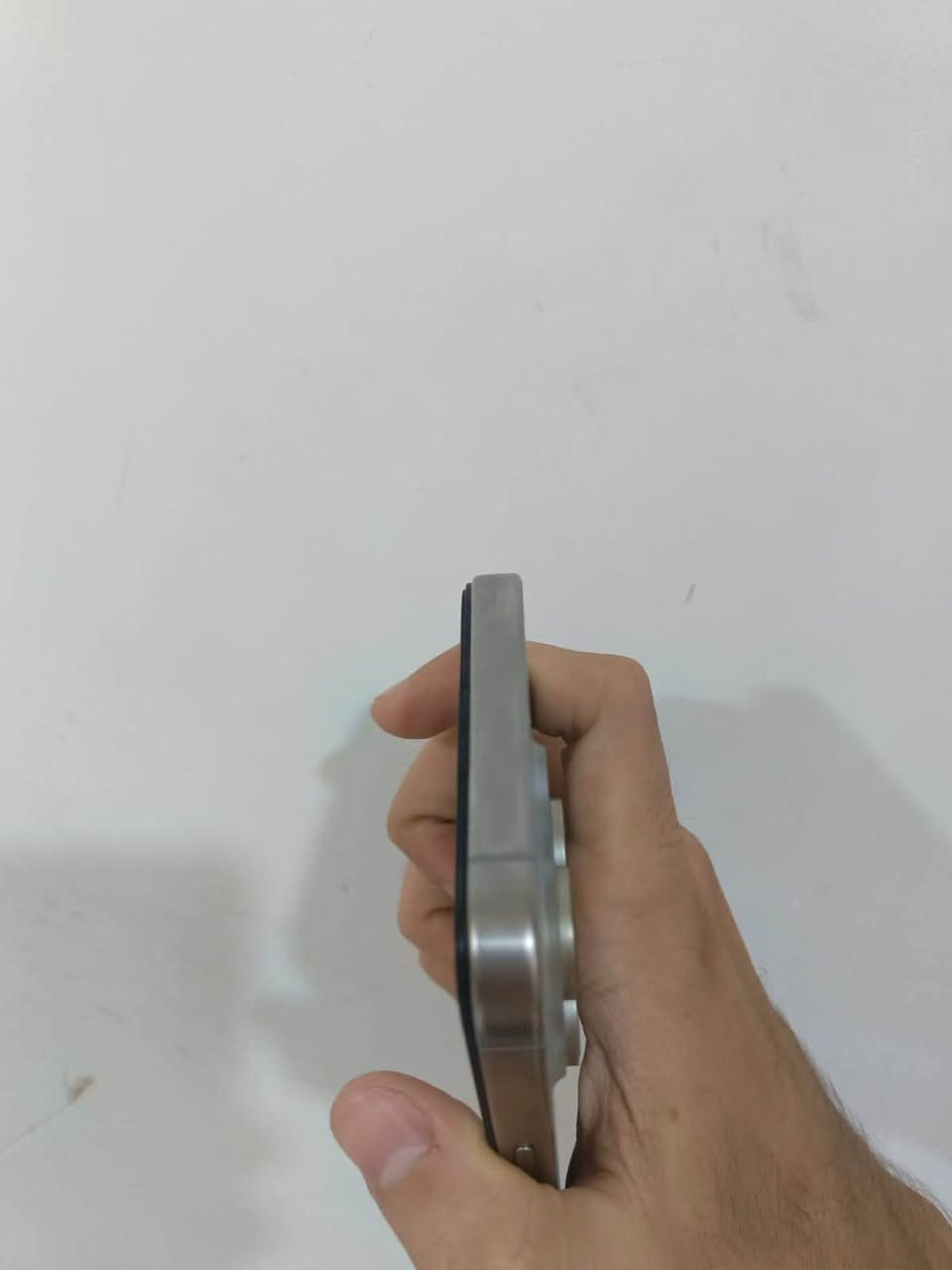 15 برو ماكس ماستر شرق اوسط مبدل شاشه بطاريته 81 بلحاسه وبلجهاز تقره79  
***********
