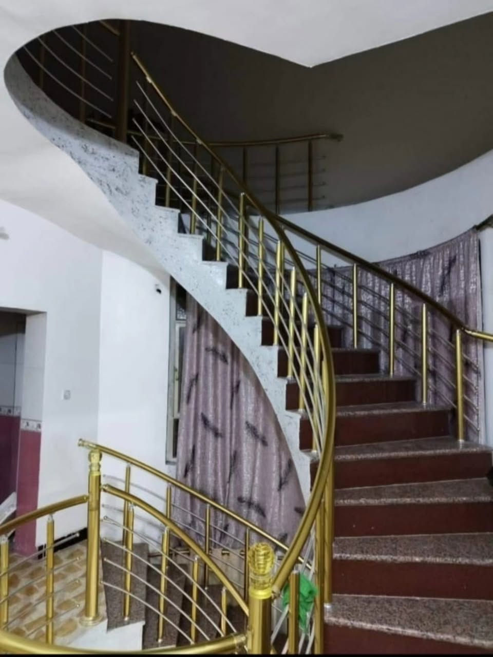 الديوانية • ٢٠٠م • ٣غرف