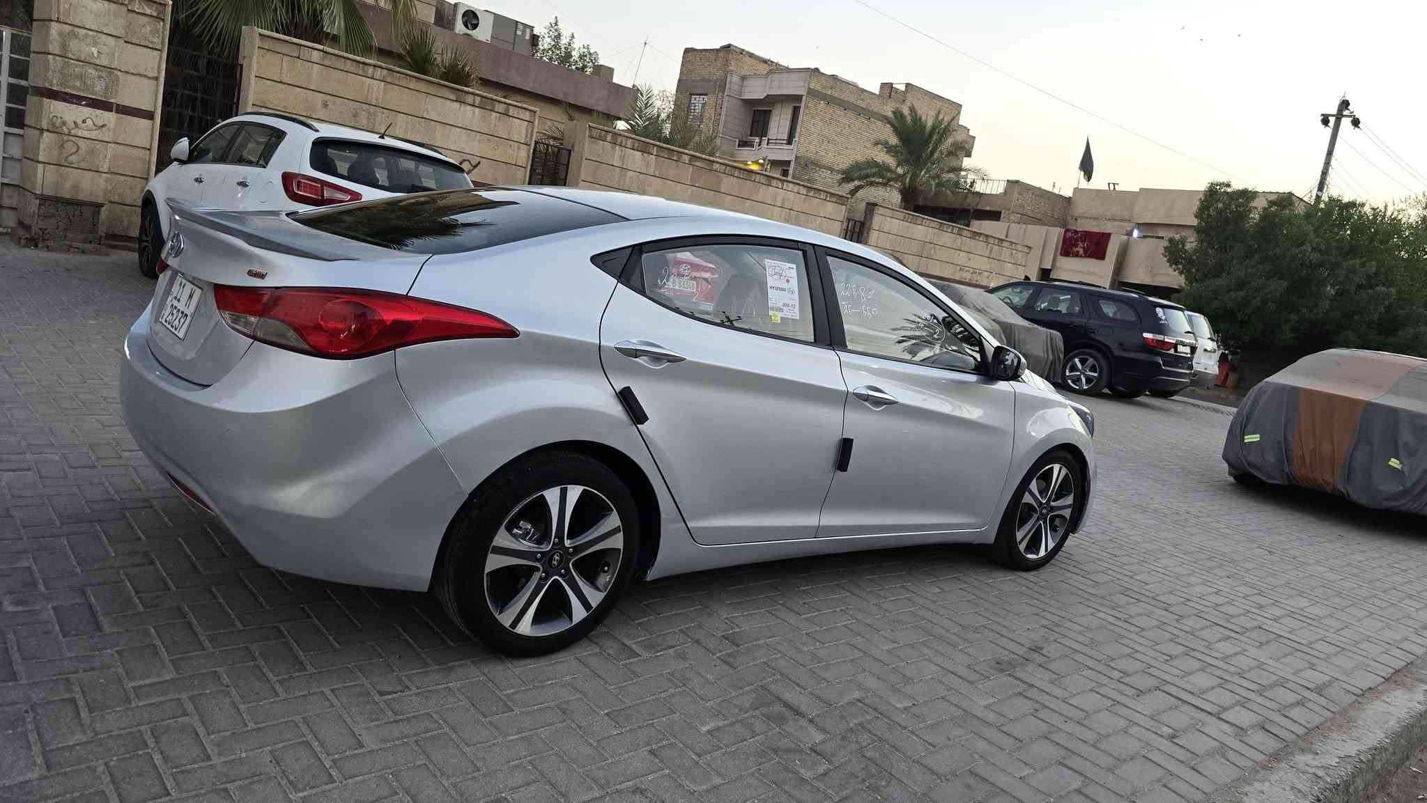 🚗 للبيع النترا 2014 كوريه  – ✅ وارد كوري
✅ موديل 2014 
✅محرك1600 GDi
✅ كير أوتوماتيك
٠ بغداد رقم جديد هزه جديده تحويل ثاني يوم
المواصفات:
• شاشة
•  حساس  خلفي
• مرايا شفط (طي كهربائي)
• سيارة جاهزة للاستخدام اليومي
    * الصور تبين كل التفاصيل وكما موضح بالسونار ادناه 
📍 الموقع: بغداد – الشعب 

💰 السعر: 88 ورقة  وبيها مجال الشراي

📞 للتواصل والاستفسار:  
***********
