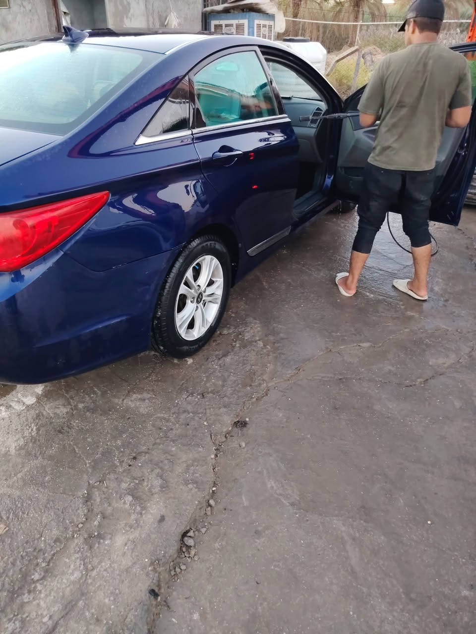 ***********
سوناتا موديل 2012 وارد أمريكي حادث داير جاملغ خلفي أيسر بدون دواخل وجاملغ امامي أيسر تصليح نفسه السياره ليبل واحد والباقي كفاله رقم الدولي بغداد بسمي حداديه وكاله كير محرك تبريد ثلج ماتخسر عليها دينار واحد استخدام شخصي السعر المطلوب 105وبيها مجال لطيبين مامتواجد على الفيس اتصل وتدلل متواجد واتساب فقط ماارد على التعليقات الميعجبه السعر يصلي على محمد وآل محمد
