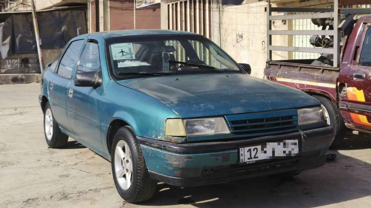 اوبل فيكترا موديل 1991 محرك 16سنويه جديده شرط التحويل سعره 33 وبيها مجال للستفسار  واتساب *********** او مراسله الصفحه موصل, نينوى
