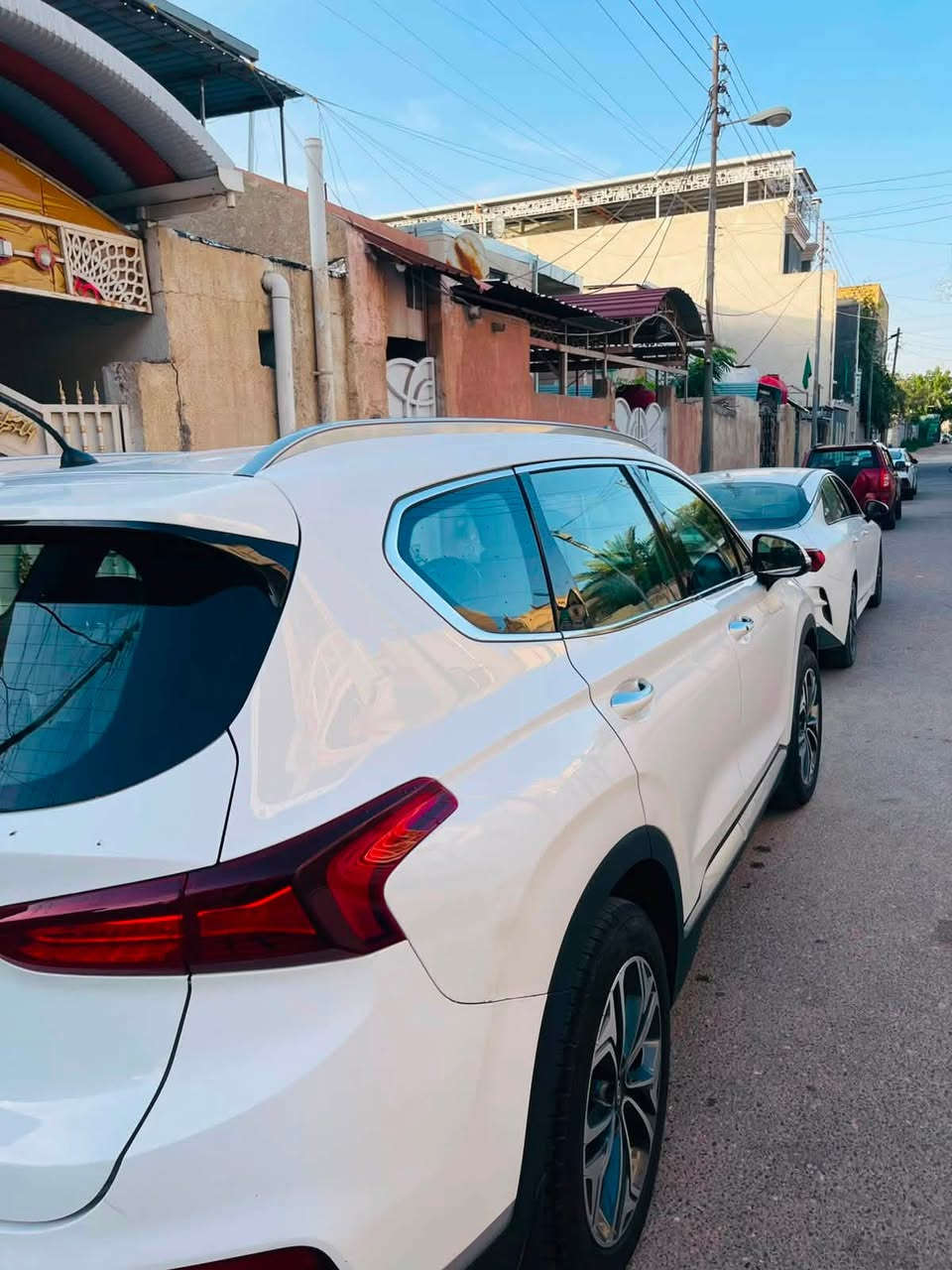 سنتافي 2019 خليجي 7 راكب 3 قطع تبريد
محرك كير مكينة. كفالة
صبغ بالجاملغ الايسر الخلفي
وايضاً بيها بارد بالايمن والباب الخلف السايق 
محرك 4 سلندر 2400
السعر 177 وبيها مجال
الاستفسار ***********
