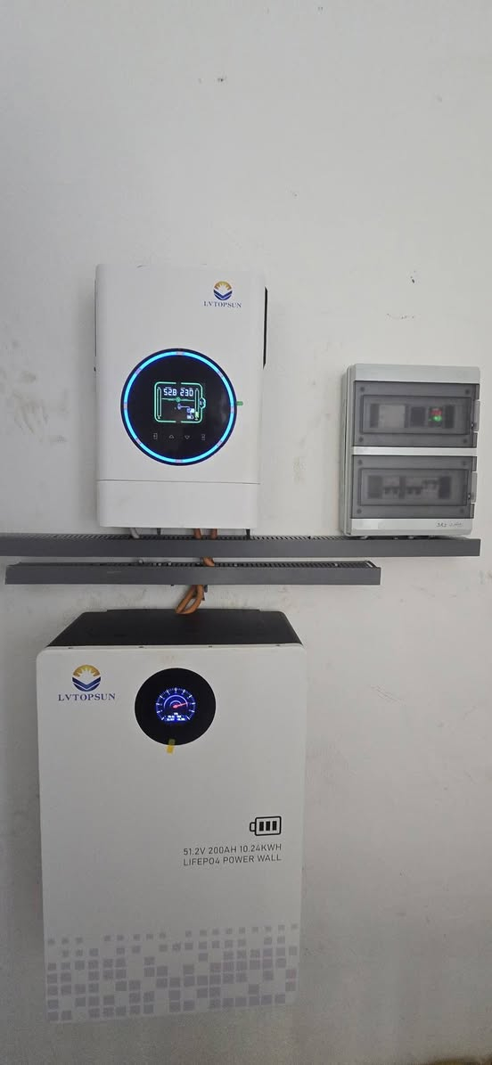 طاقة شمسية • HI-MO X10 645W • بطارية 10kWh