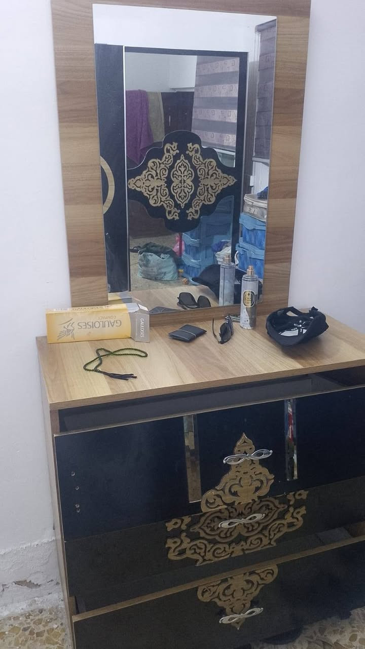 البيع 200 الف وبيهه مجال الاستفسار ***********
