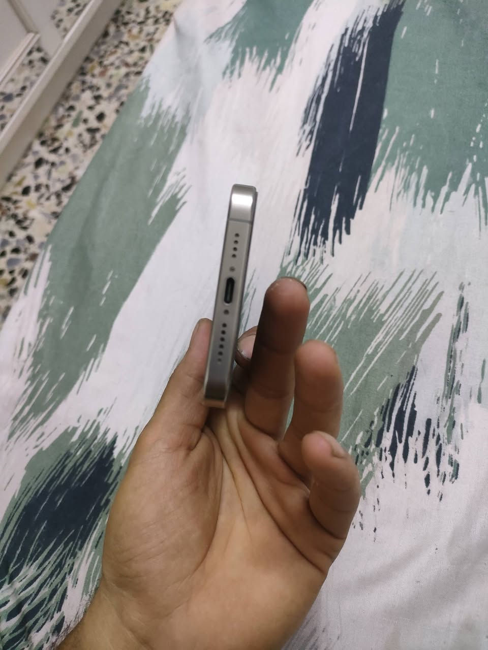السلام عليكم ايفون 15برو ماكس جهاز بعده بنضافت الوكاله ماستر شرق اوسط كارتونه مالته بطاريه 82 ذاكره 256 سعر 1150 وبي مجال مكاني غزاليه ***********
