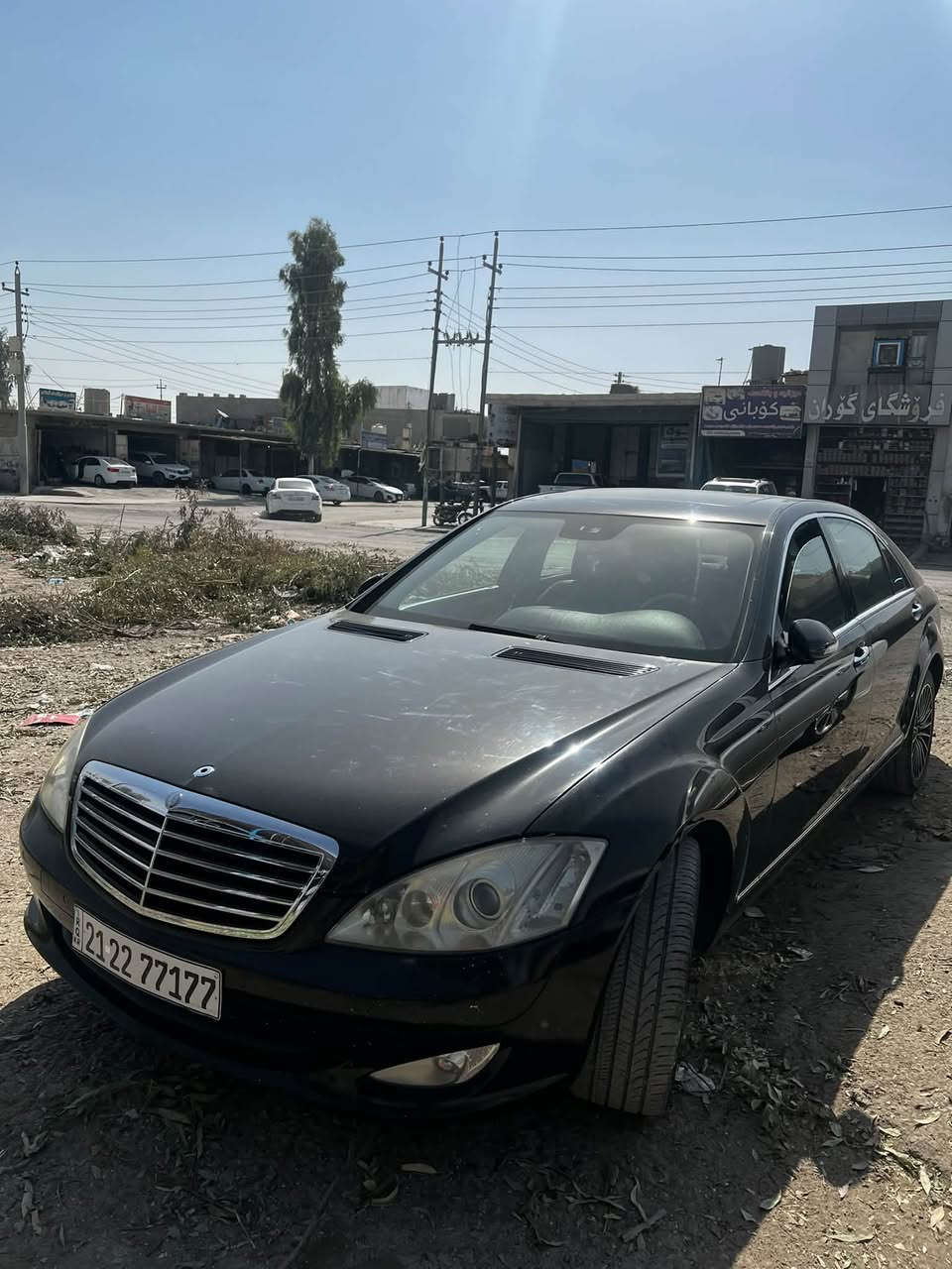 سەرەتا سلاوی خواتان لئبئت سەیارەکە پیسە لەبەر ئەوەی هاتی لە رەسمەکان جوانتر بیبینی مارسیدس ٣٥٠ خەلیجی ٦پستۆنی 
بئ بۆیاخ  مواسەفات سەلاجە مەرکەزی ٥پەردە هەر ٤کوشن گەرموو سارد کارەبای  حاسە رادار سلاید زۆر مواسەفاتی تر وە ٤تایەو ویلی لۆکی لەسەرایە  سەیارەکە بئچالو شوختە کۆدیشی هەیە رۆنی تازە *********** 70گلاو مەجال گۆراوە
