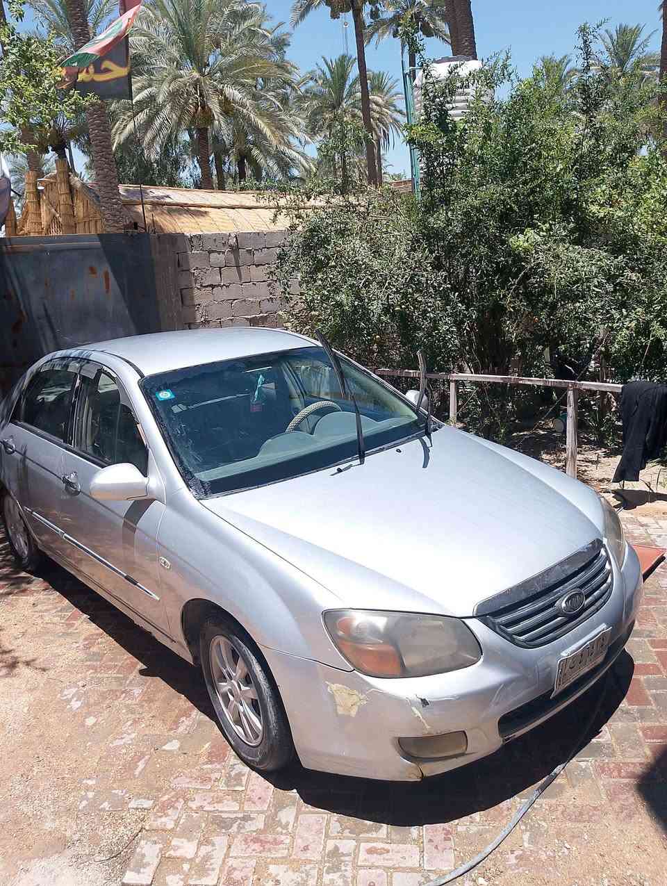 سلام عليكم سيراتو للبيع موديل 2007السياره نضيفه مال جناي السيار كير اتو ما تيك مكينه 1600 السياره وارد خليجي السيارة جاهزه من كلشي السياره بأسمي السعر 70وبيه مجال للشراي رقم صاحب لسياره ‏‪***********‬‏المكان كربلاء طوريج قضاء الخيرات
