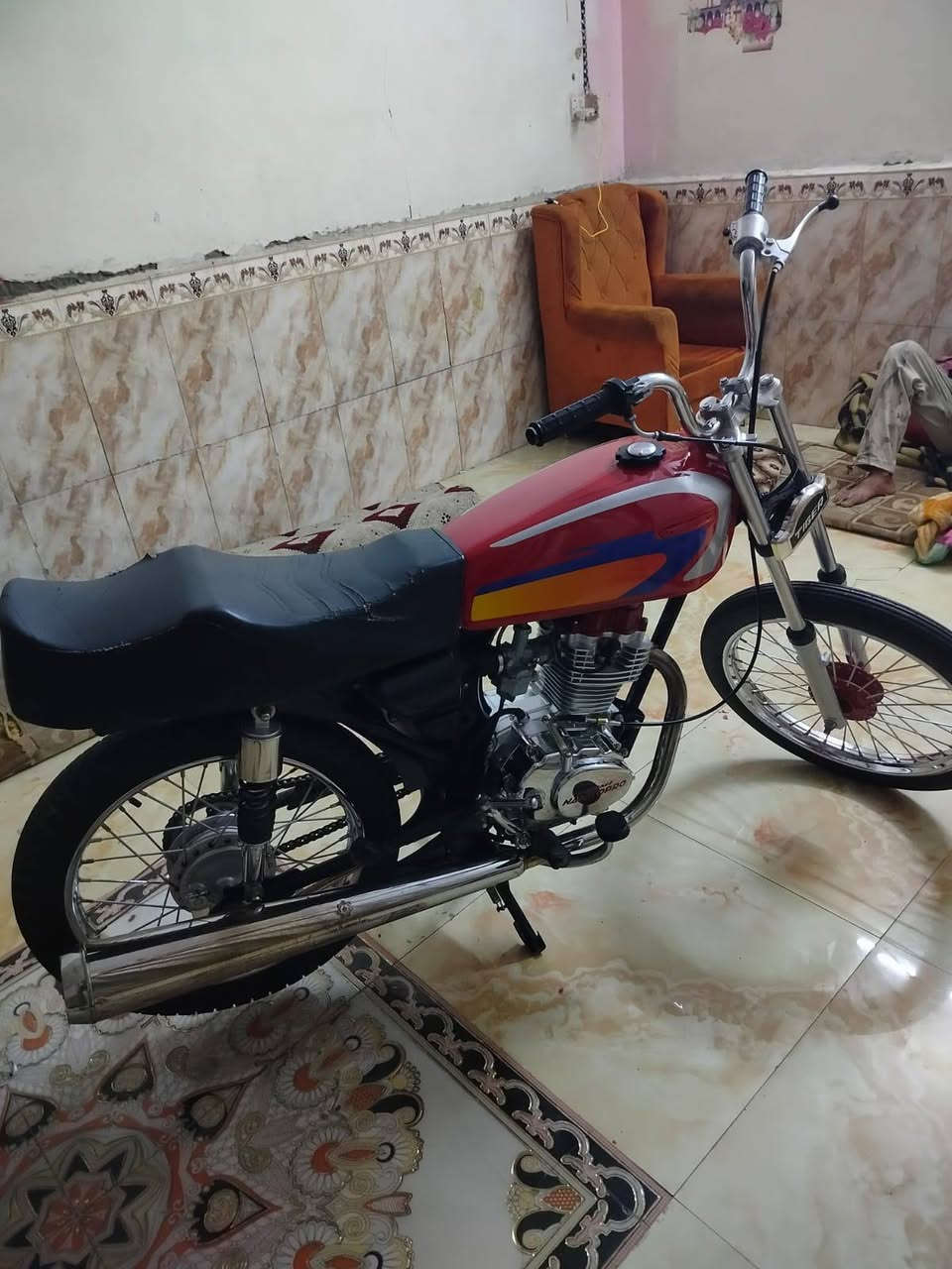 دراجات للبيع  تعمير وحده 25وحده 26 نضافه احسن من صور دراجات  نضيفات كلك لصفره 500وبيها مجال ول حمره 575قفل قفل متواجد وتساب مو شراي اطلع كبل ***********
