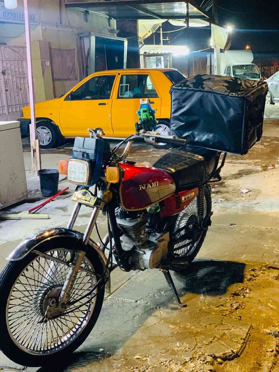 السلام عليكم تايكر للبيع اوراق سكنر غراضها كله 24 فقط الشاصي موديل 20 كهربائيات كامله السعر 500 وبيها مجال حك الجيه المكان ديوانيه مركز الرقم ***********
