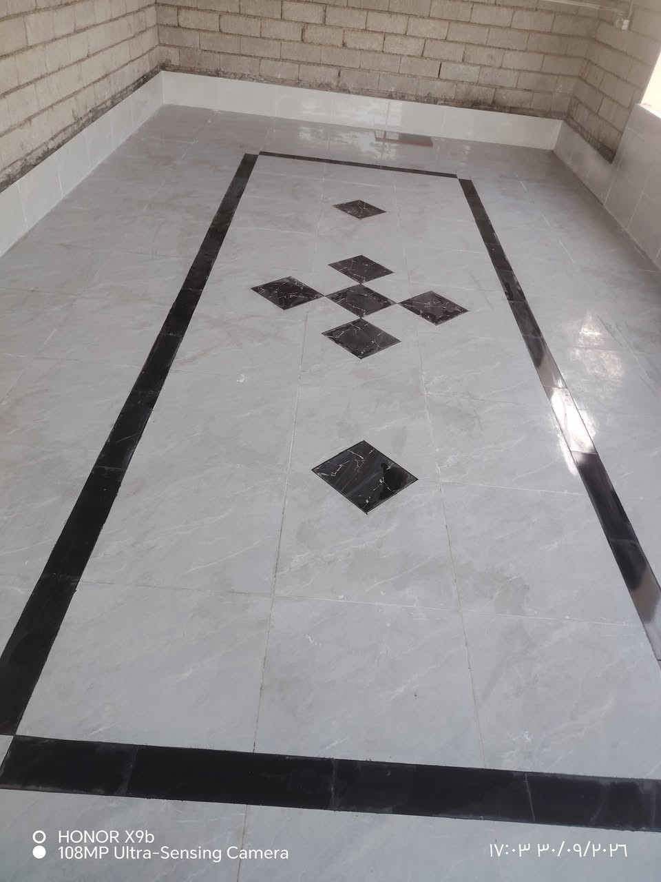 كادر سيراميك • شغل مرتب • ٣ خلفات