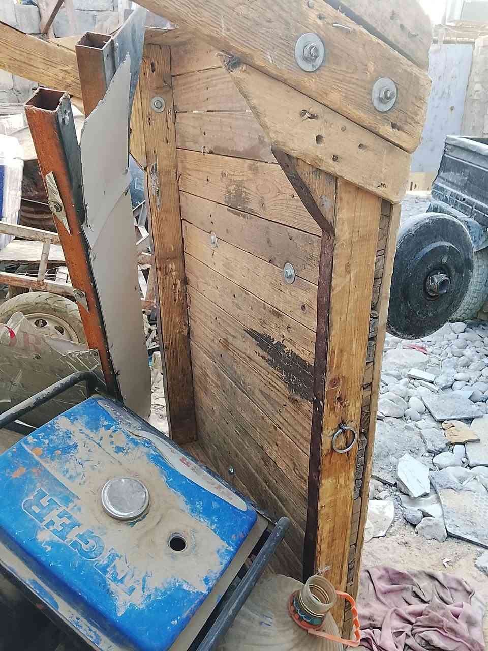 عربان للبيع
*********** بغداد زعفرانيه 
سعر 60 بيها مجال
