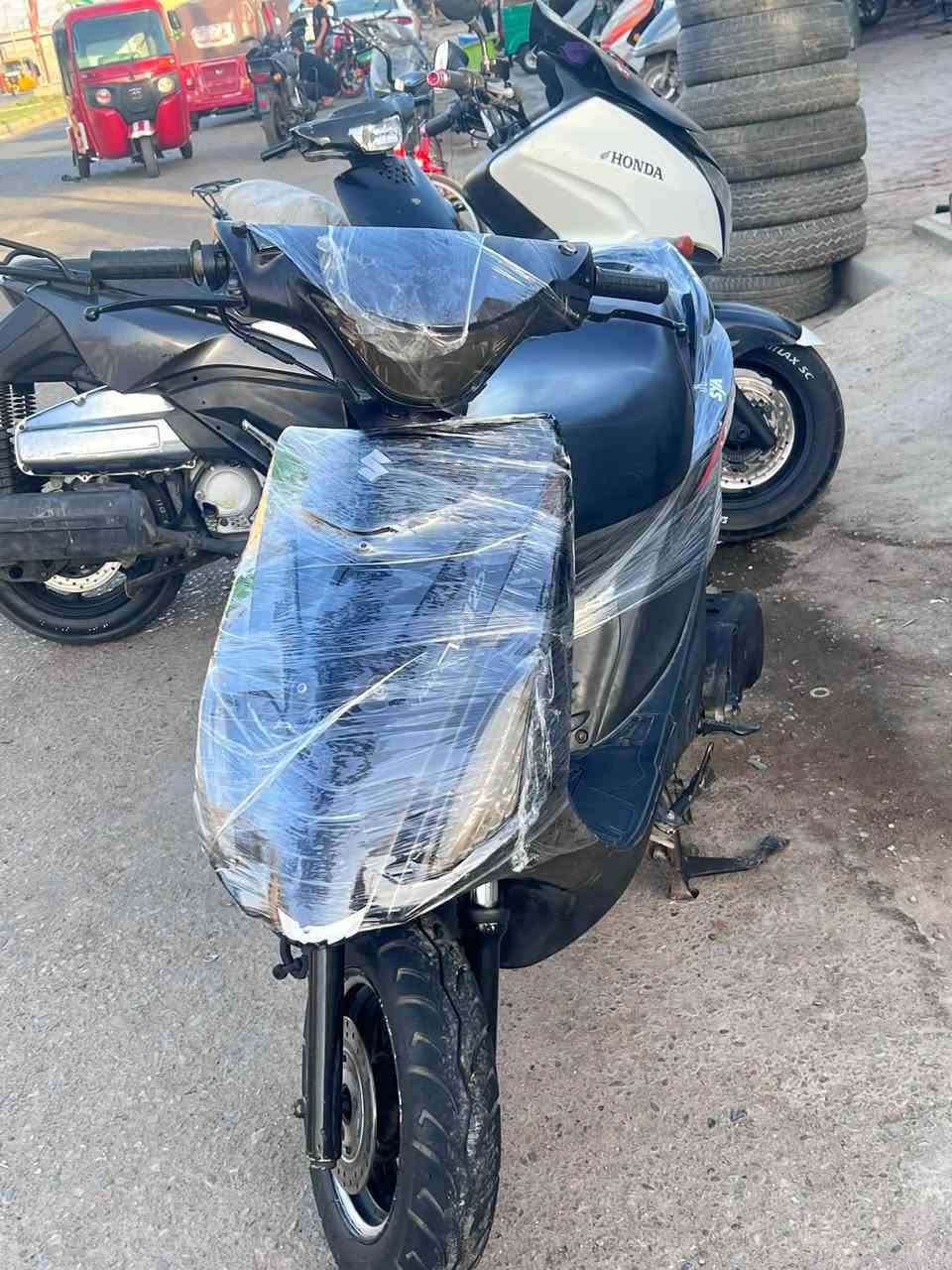 دراجه سيام ادرس ياباني للبيع مفتوحه مره وحده دراجه نظيفه حيل نگره سلف باتري جديد كفرات نظيفه سعرها 275 وبيها مجال لشراي  اتصال او مراسله ع خاص ***********
