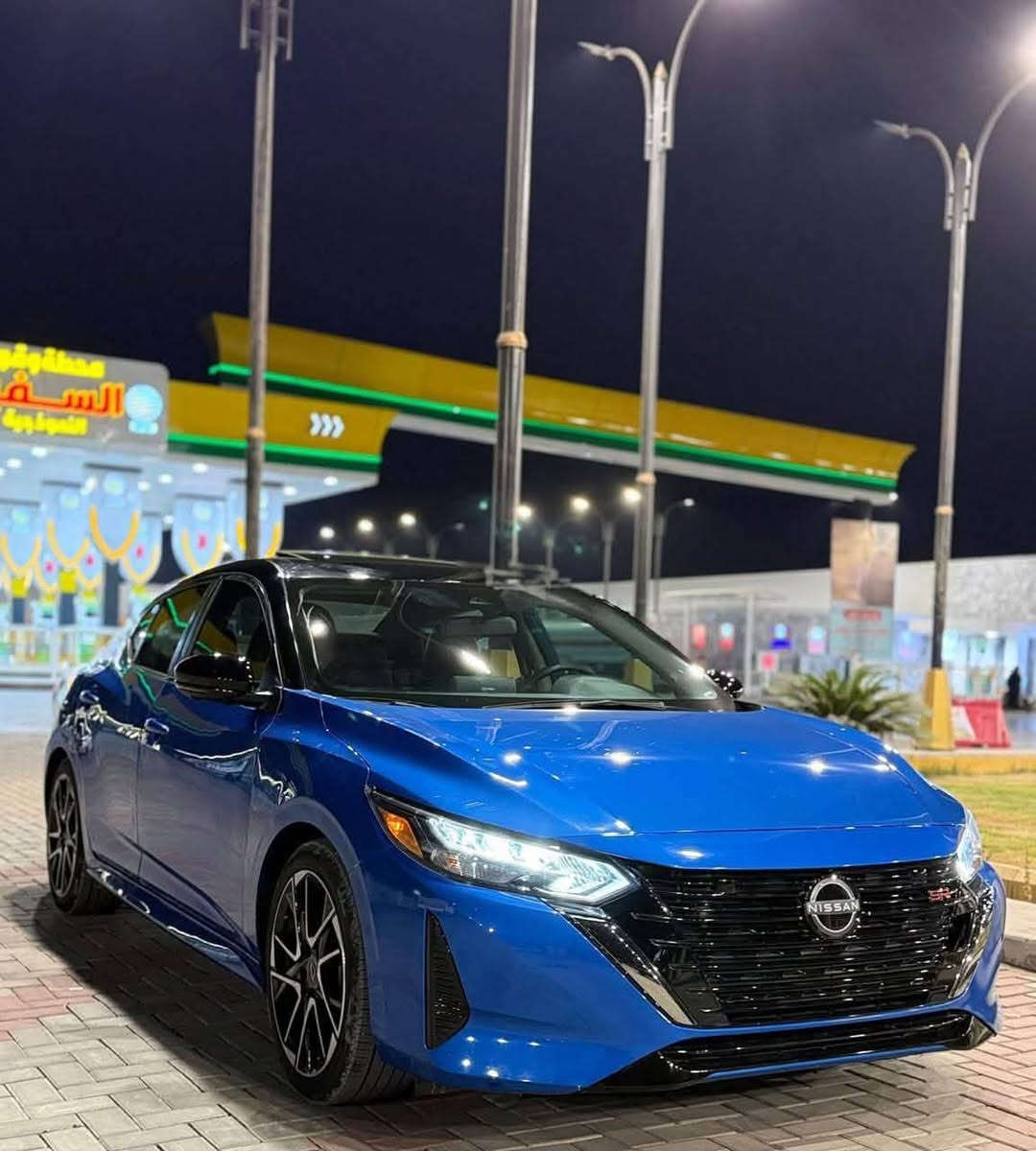 🚘 **للبيع نيسان سنترا 2024 SR فول مواصفات**
🔹 الموديل: **2024**
🔹 الفئة: **SR – فول مواصفات**
🔹 الممشى: **39,000 كم وقابل للزيادة**
🔹 فتحة سقف
🔹 كاميرات 360°
🔹 مانع تصادم
🔹 كشنات جلد
🔹 شاشة وسطية
🔹 Apple CarPlay & Android Auto
🔹 تشغيل بصمة
🔹 دخول ذكي
🔹 تشغيل عن بُعد
🔹 تحكم بالمقود
🔹 مثبت سرعة
🔹 حساسات
🔹 أنظمة أمان ومساعدة للسائق
🔹 داخلية SR رياضية
🔹 جنوط رياضية
🔹 تكييف أوتوماتيك
🔹 USB + USB-C
🔹 مواصفات كاملة

🛠️ **الضرر كلير:**
▫️ باب عكس السائق مصبوغ
▫️ شوي من التكمّة مصبوغ
▫️ باقي الضرر طخات بارد فقط
▫️ الفحص مفتوح

📍 **مرقمة بغداد وجاهزة للنقل**
📄 أوراقها جاهزة

💰 **السعر: 150 ورقة**
🔻 **المجال قليل جداً**

📞 **للجادين فقط، المعاينة والفحص خير دليل.**
***********
