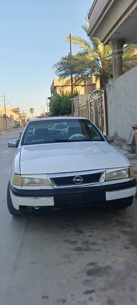 سلام عليكم اوبل فكترا 20 للبيع 
محرك وكير شرط  سنوية عضم عاج 
سيارة حلوة وگاعدة وگشرها مثل ما موضح بصور 
صدرها 80بلمية 
دوشمة جدية  ارضية جديدة بس يدات الباب الامامية متعوبة الباقي شوف العين 
رقم بغداد فحص بغداد شرط التحويل  صاحبها بكركوك يريد تحويل  هوة يجي وياك واني اتحمل تكاليف التحويل سيارة كلش اقتصادية ونشطة 
العنوان كركوك الحويجة رقم ***********
