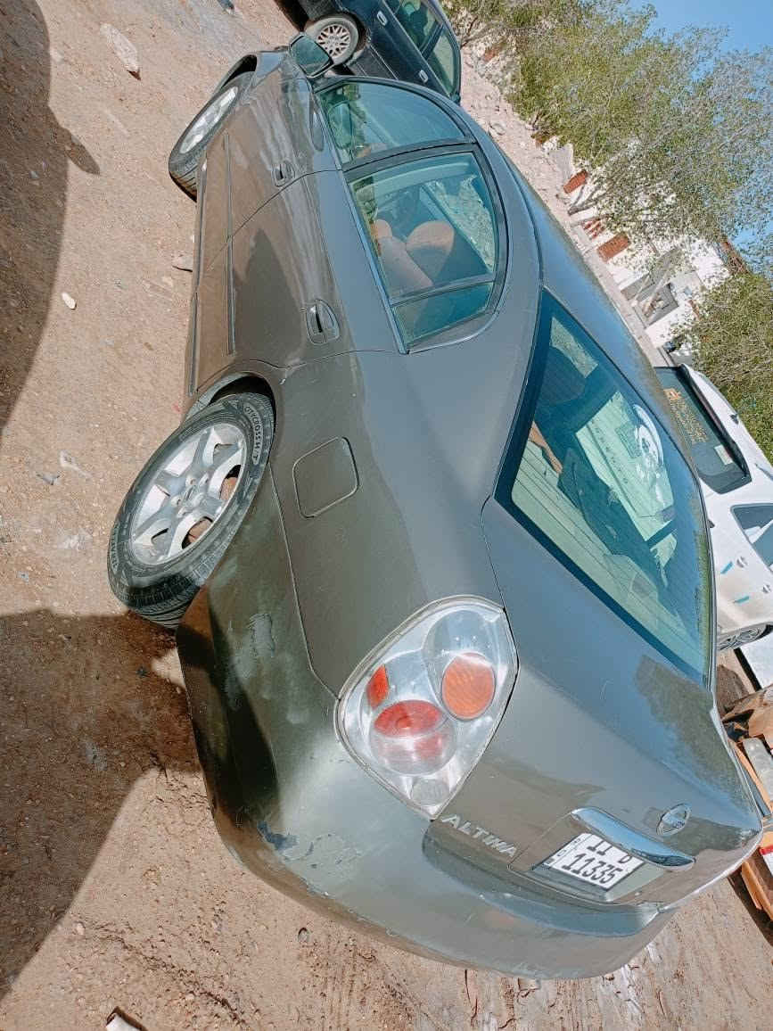 للبيع نيسان ألتما موديل 2005رقم بغداد دولي سنويه لل30 مكينه وكير خير من الله وتبريد شغال  شاشه كامره  حداديه وسط ويل كب تخم تاير كهربائيات كله شغاله بيه صبغ عام اثر جراد  مداور ثاني يوم سعرها 48وبيها مجال بسيط مكانه ديوانيه البدير 

للاستفسار *********** ديوانية, القادسية
