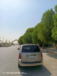 دوج كرفان للبيع موديل 2008 فول مواصفات بيبان سلايد مكينه كير فول 3قطع ...